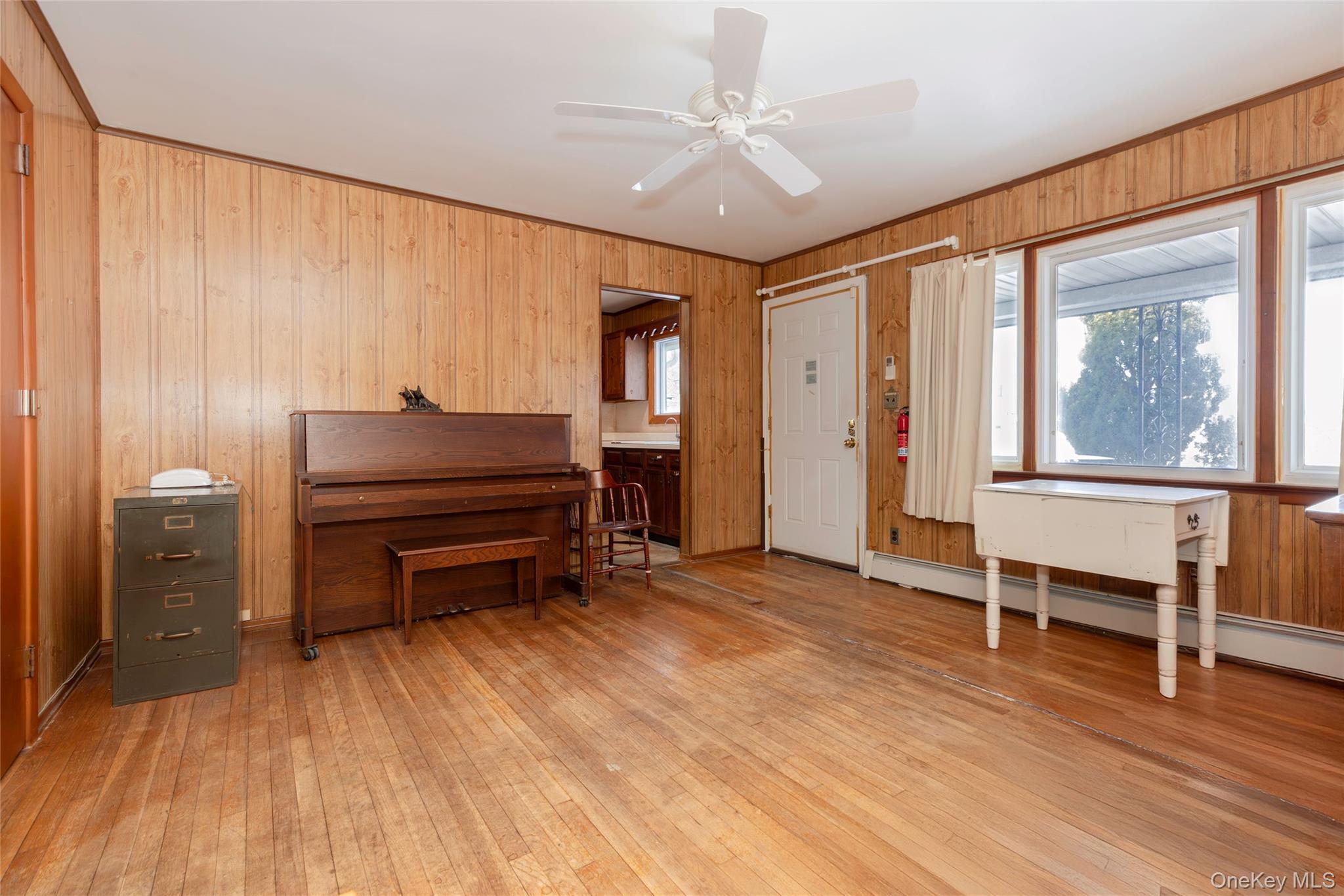 Single Family Beach Street Bronx, NY 10464, MLS-1033601-4