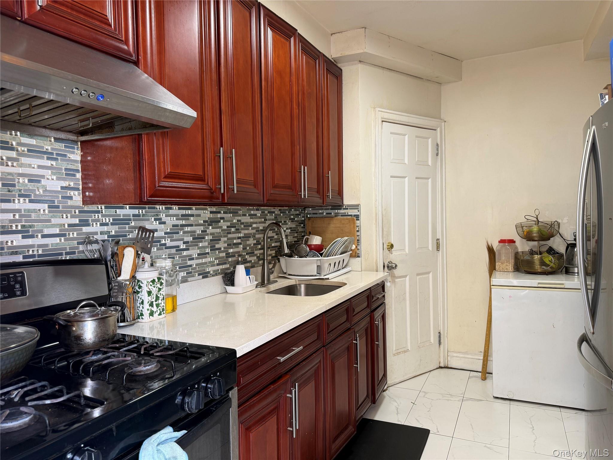 Single Family 50th Street  Queens, NY 11377, MLS-1033610-4