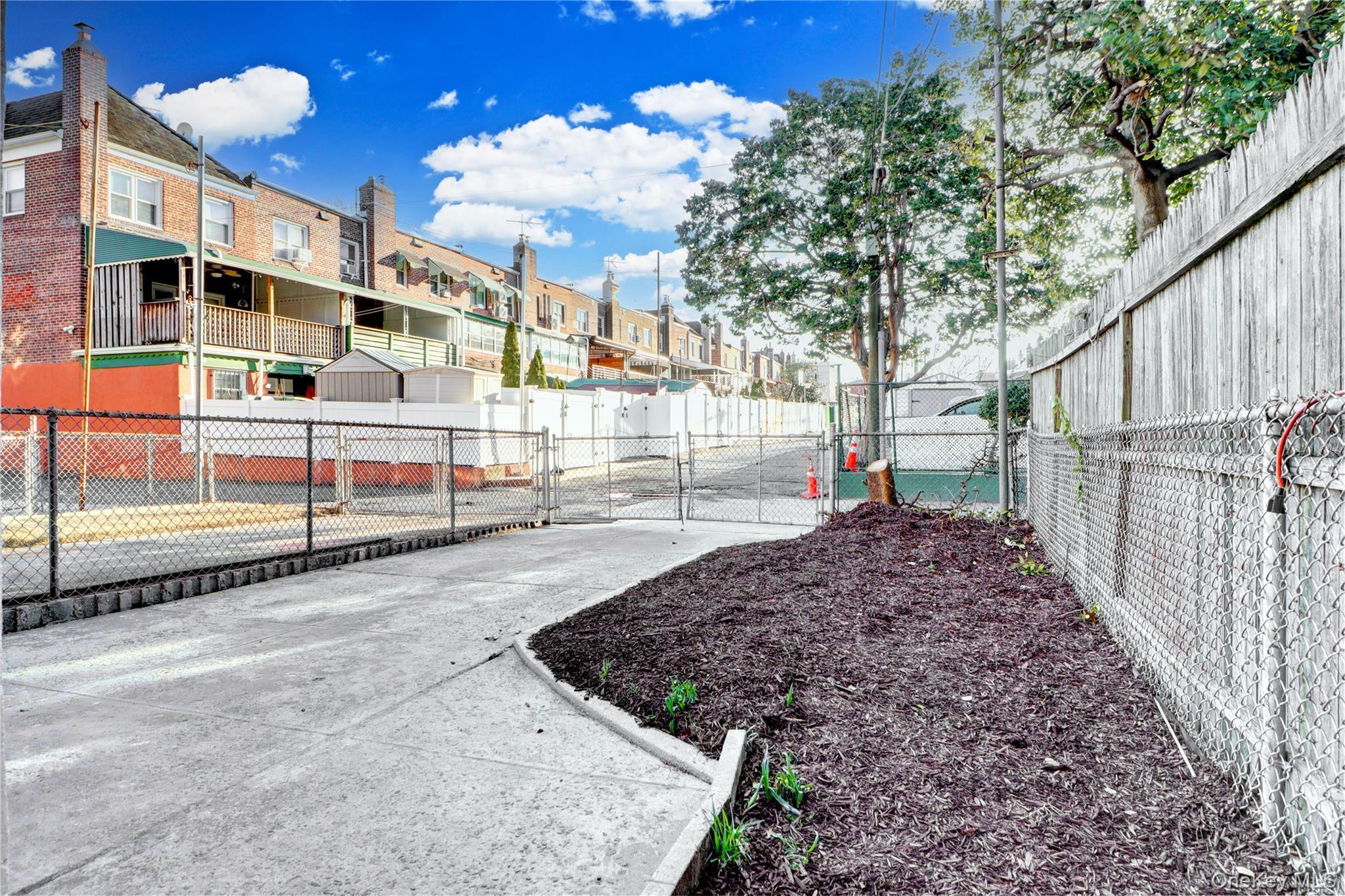 Single Family 84th Street Queens, NY 11379, MLS-1033623-4