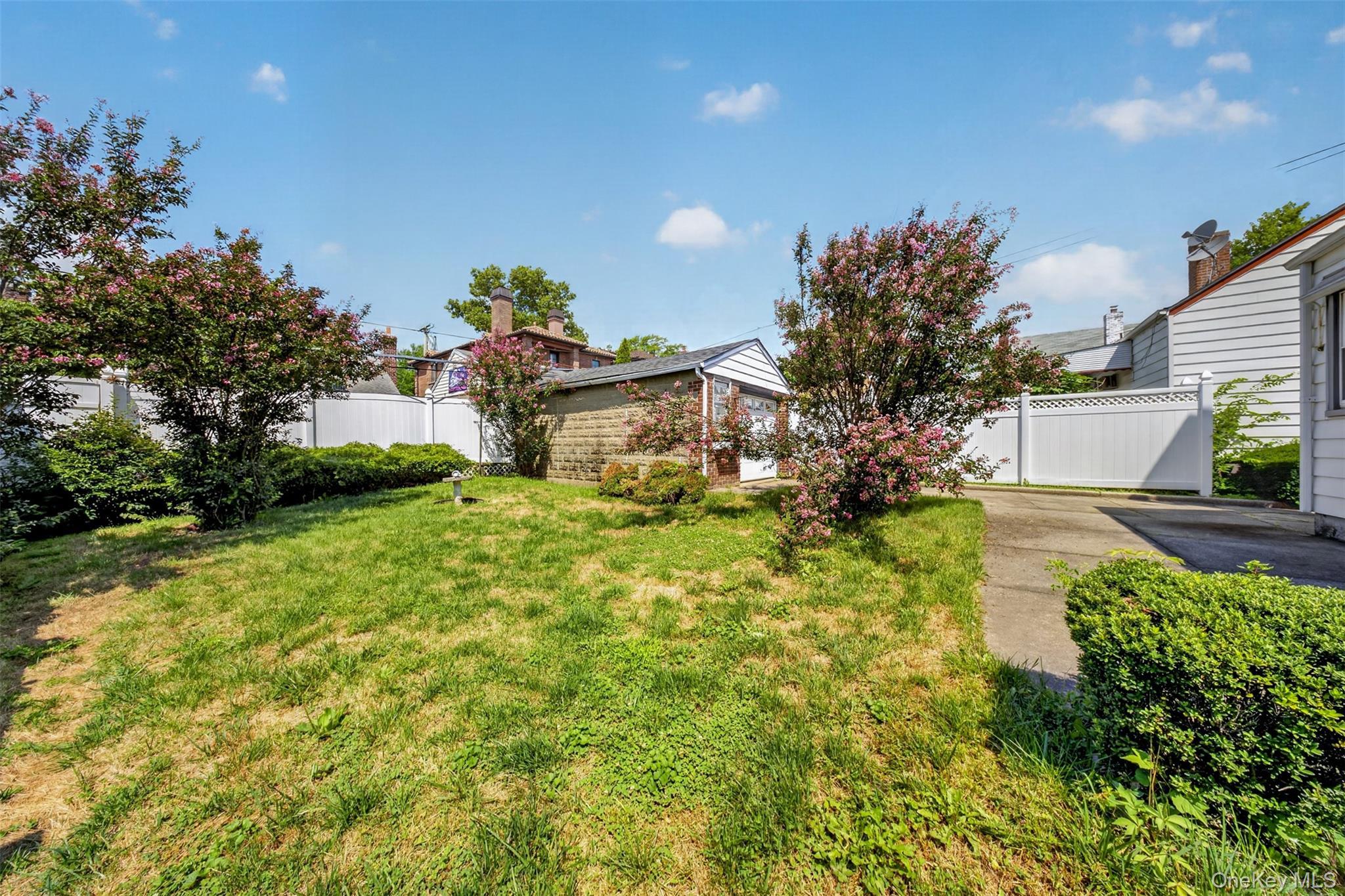 Single Family 141st Street  Queens, NY 11357, MLS-1033629-15