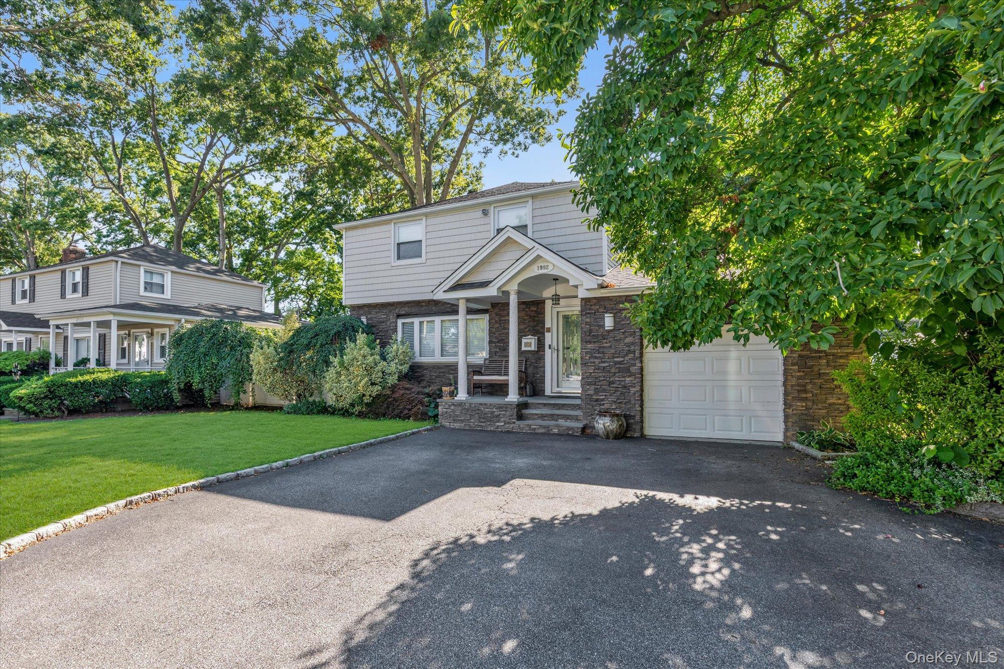 Single Family Merrick Avenue Nassau County, NY 11566, MLS-1033633-2