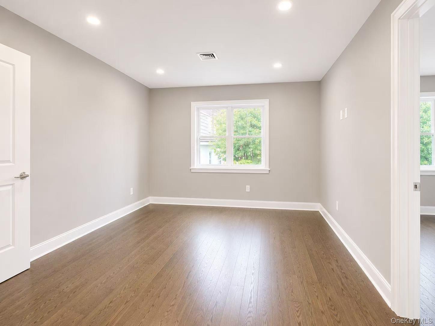 Single Family Jay Ave  Queens, NY 11378, MLS-1033647-9