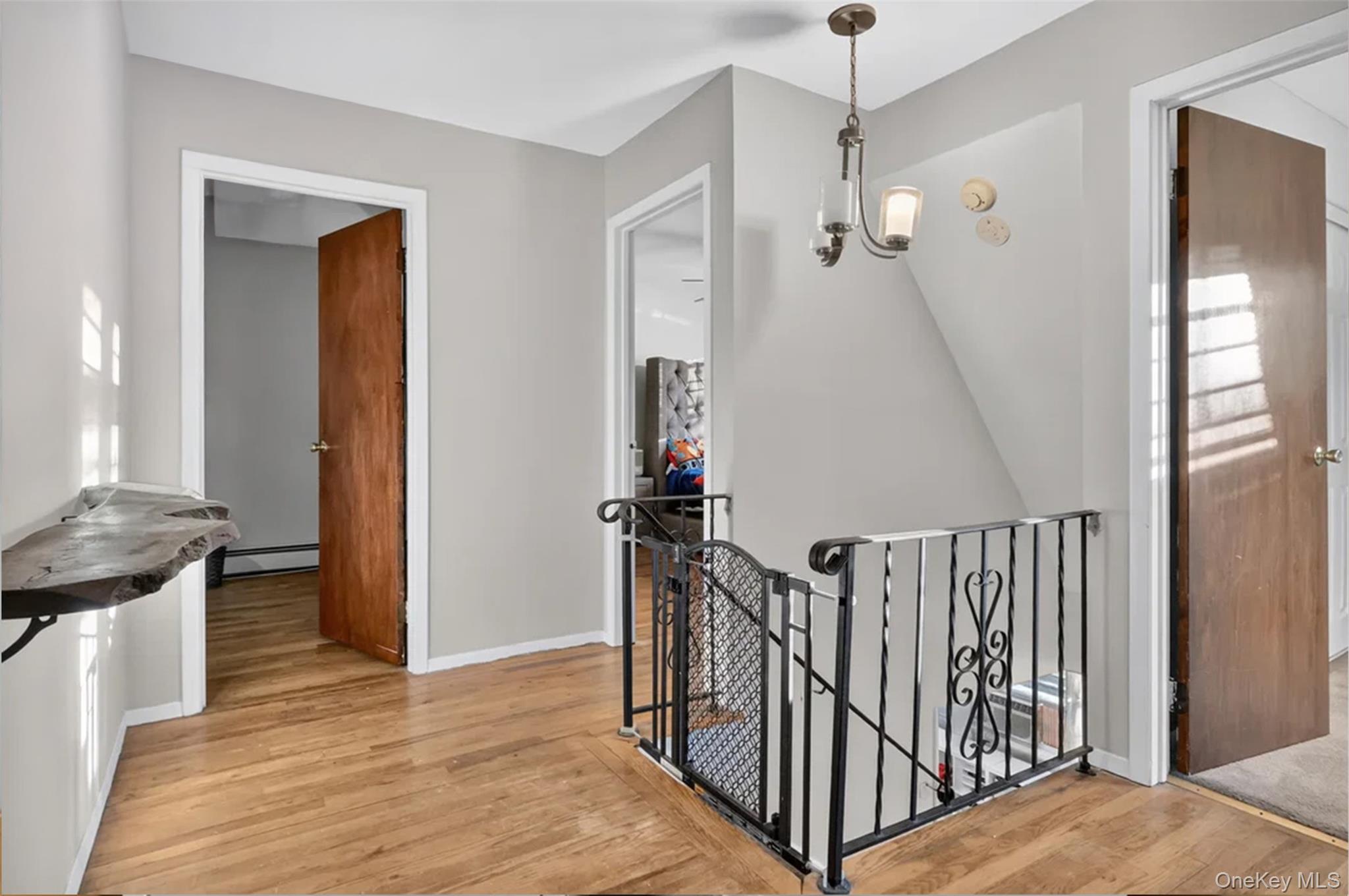 Single Family W End Avenue Suffolk County, NY 11967, MLS-1033653-10