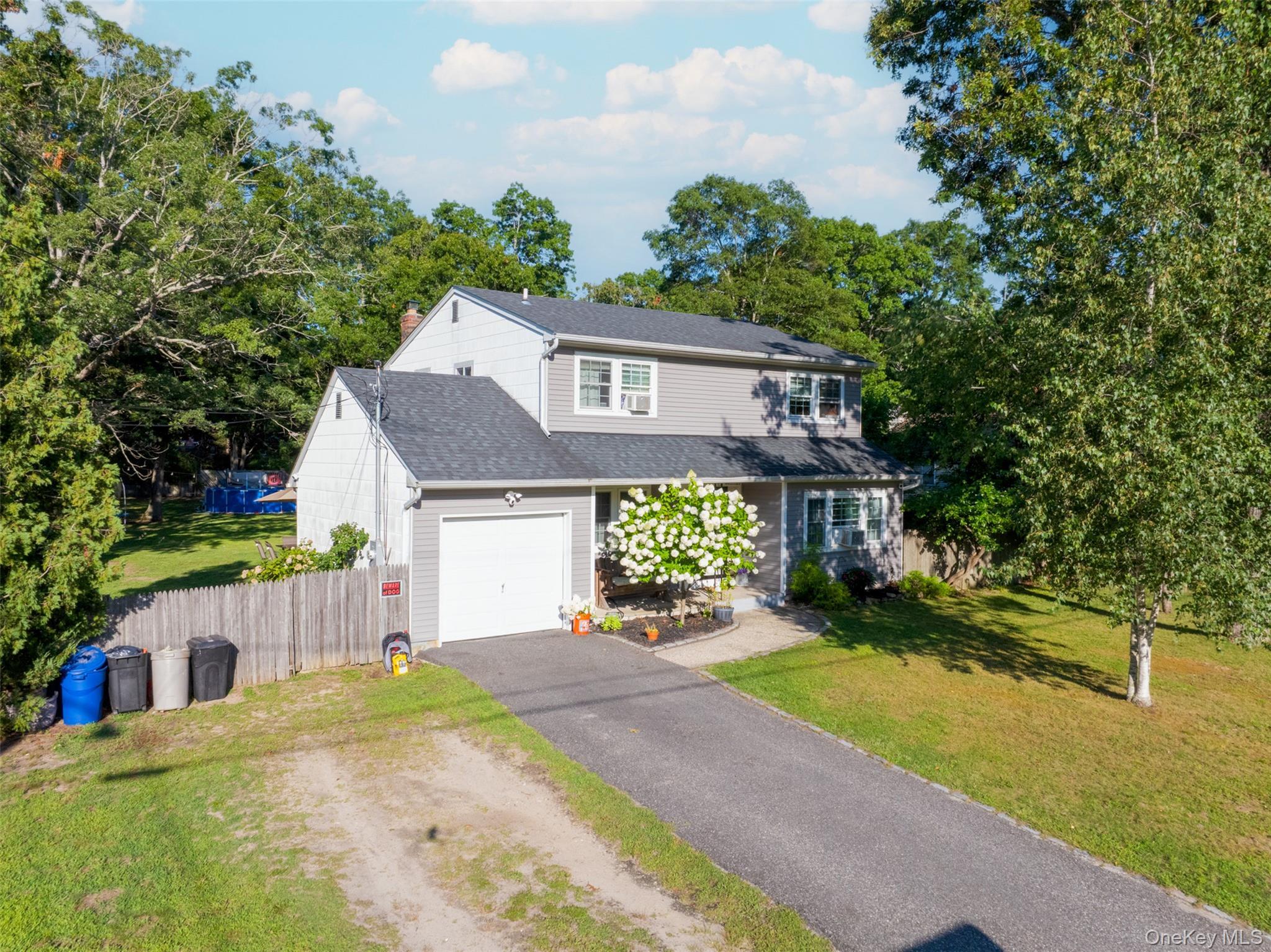 Single Family W End Avenue  Suffolk County, NY 11967, MLS-1033653-22