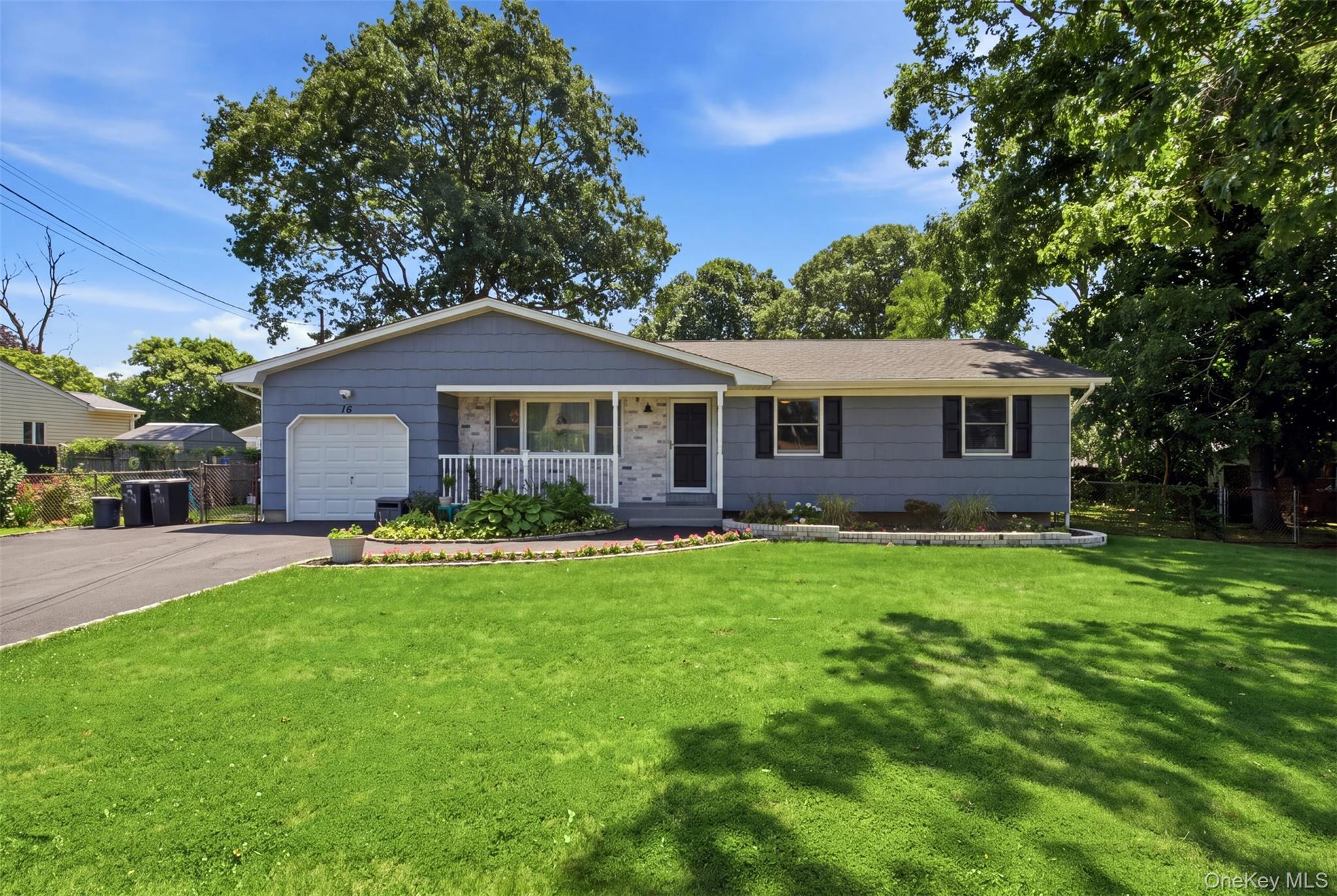 Single Family Musket Drive  Suffolk County, NY 11967, MLS-1033659-2