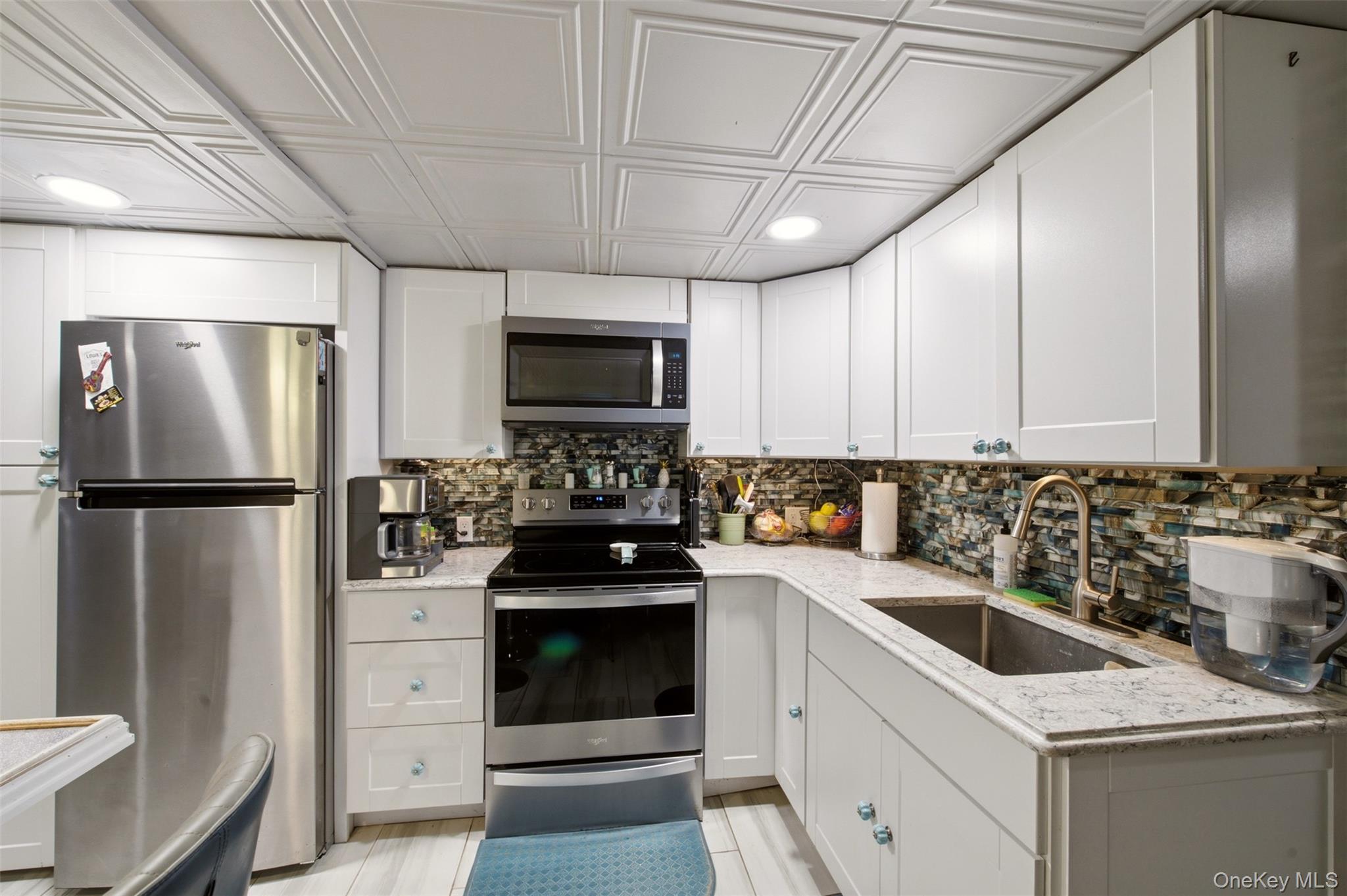 Single Family Musket Drive  Suffolk County, NY 11967, MLS-1033659-20