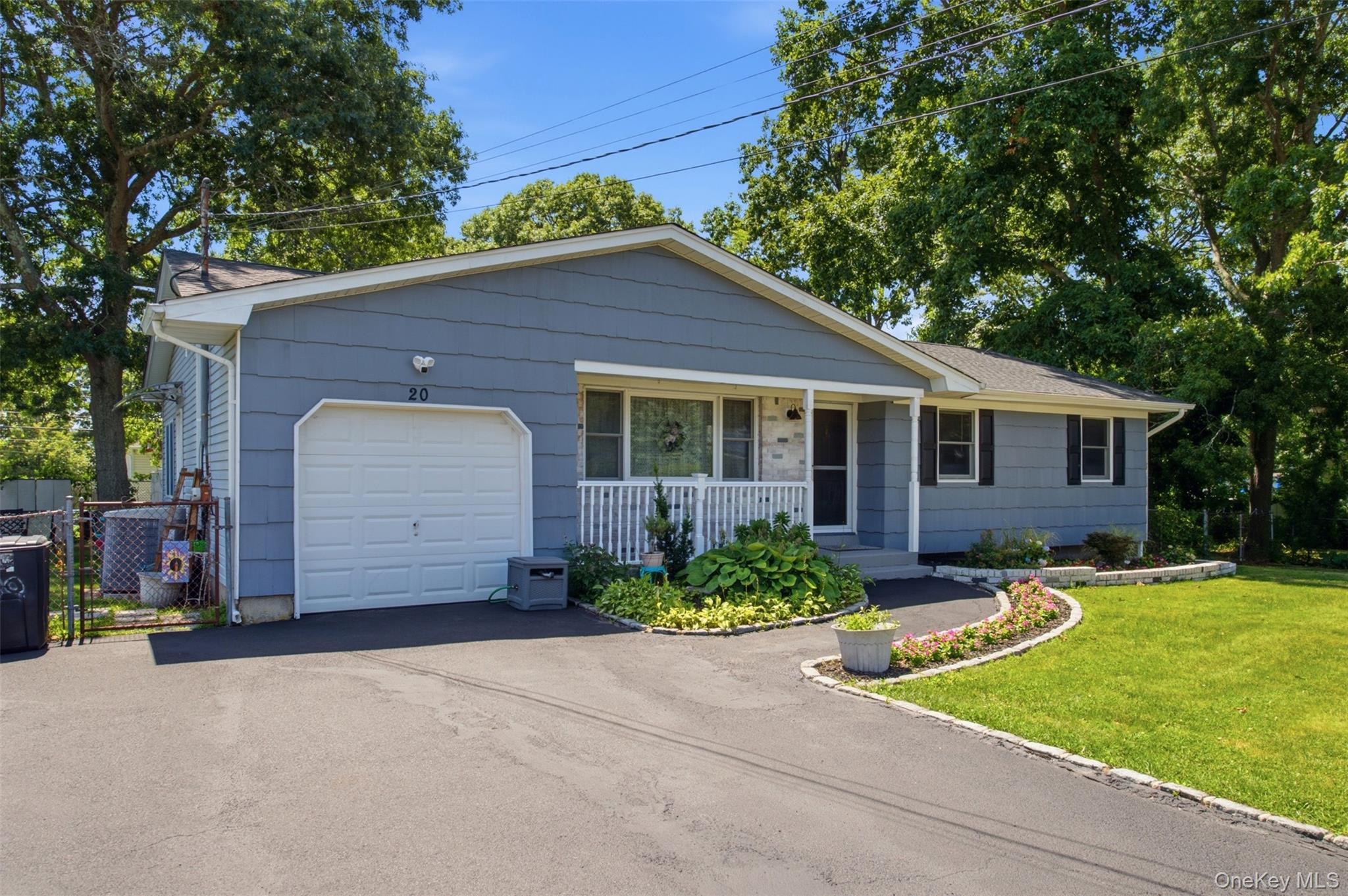 Single Family Musket Drive  Suffolk County, NY 11967, MLS-1033659-4