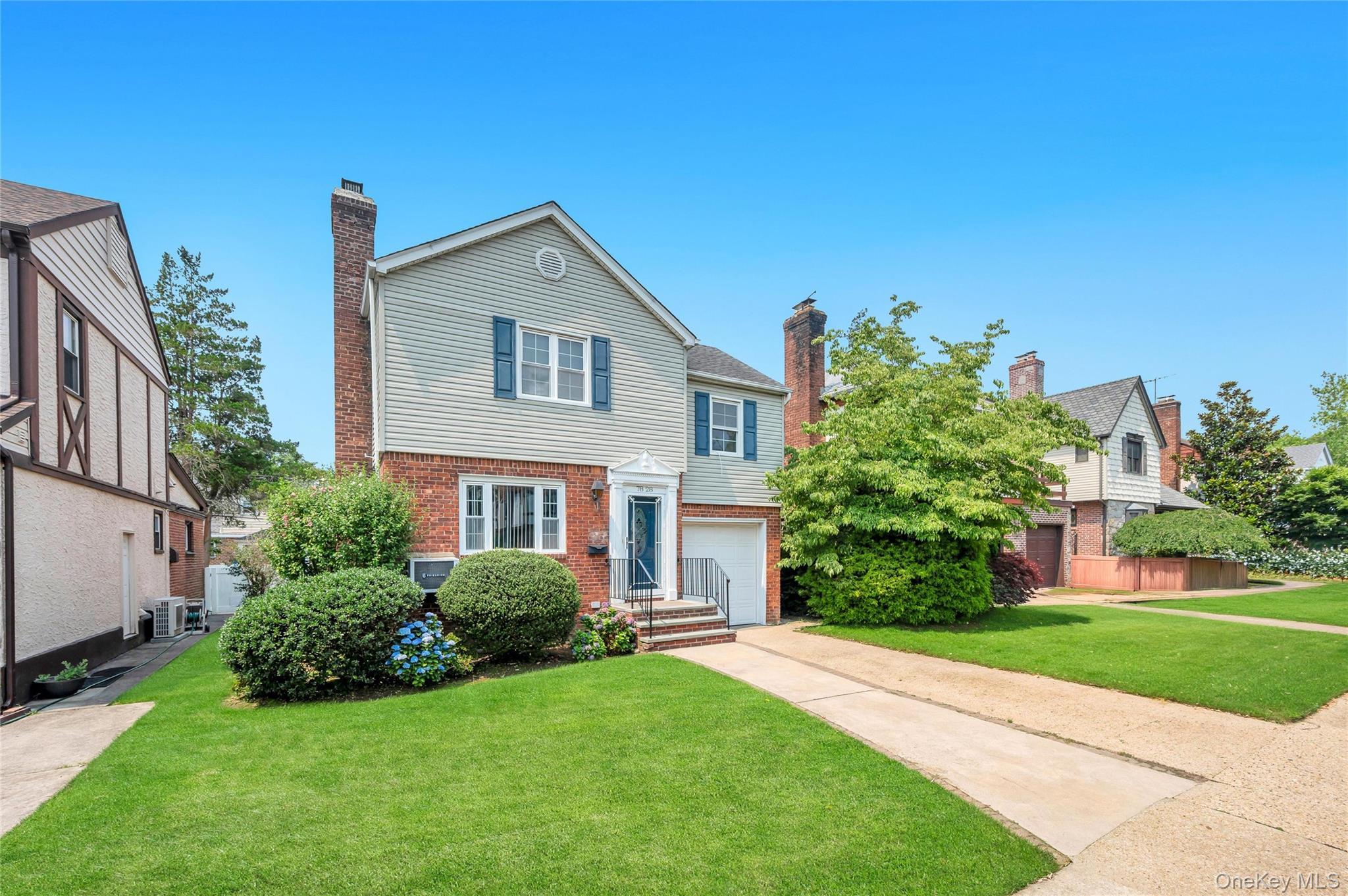 Single Family 222nd Street  Queens, NY 11364, MLS-1033665-2