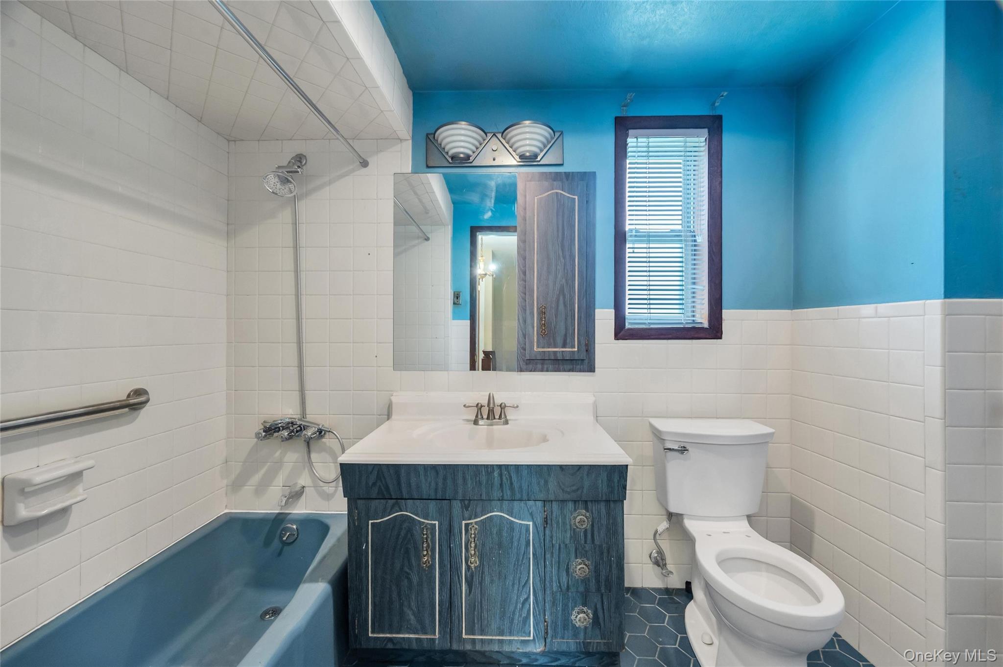Single Family 222nd Street  Queens, NY 11364, MLS-1033665-20