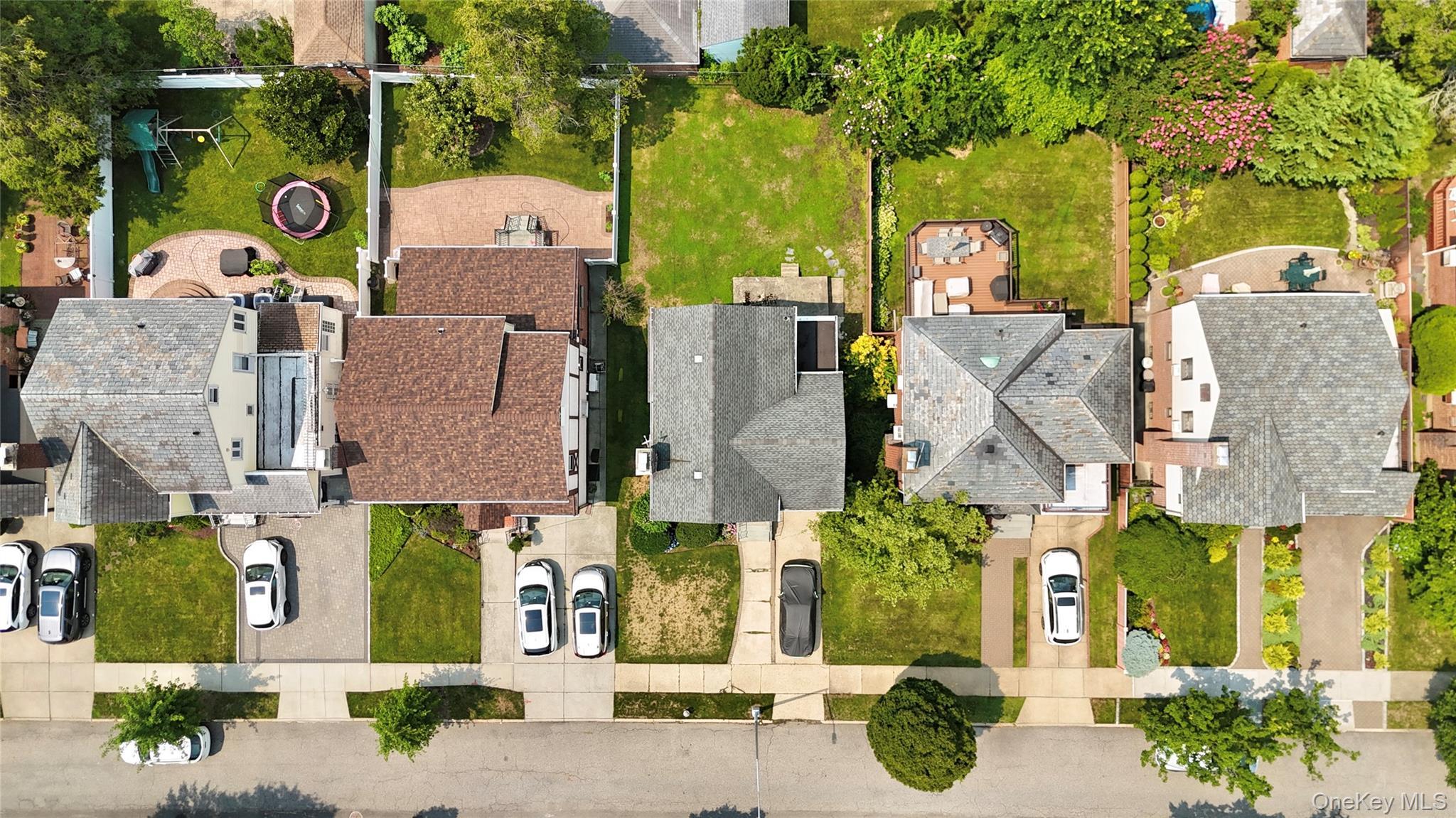 Single Family 222nd Street  Queens, NY 11364, MLS-1033665-29