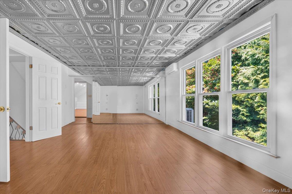 Single Family Webster Avenue Westchester County, NY 10804, MLS-1033670-21
