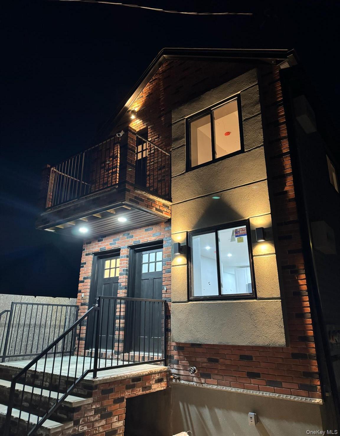 Single Family 195th Street Queens, NY 11413, MLS-1033748-2
