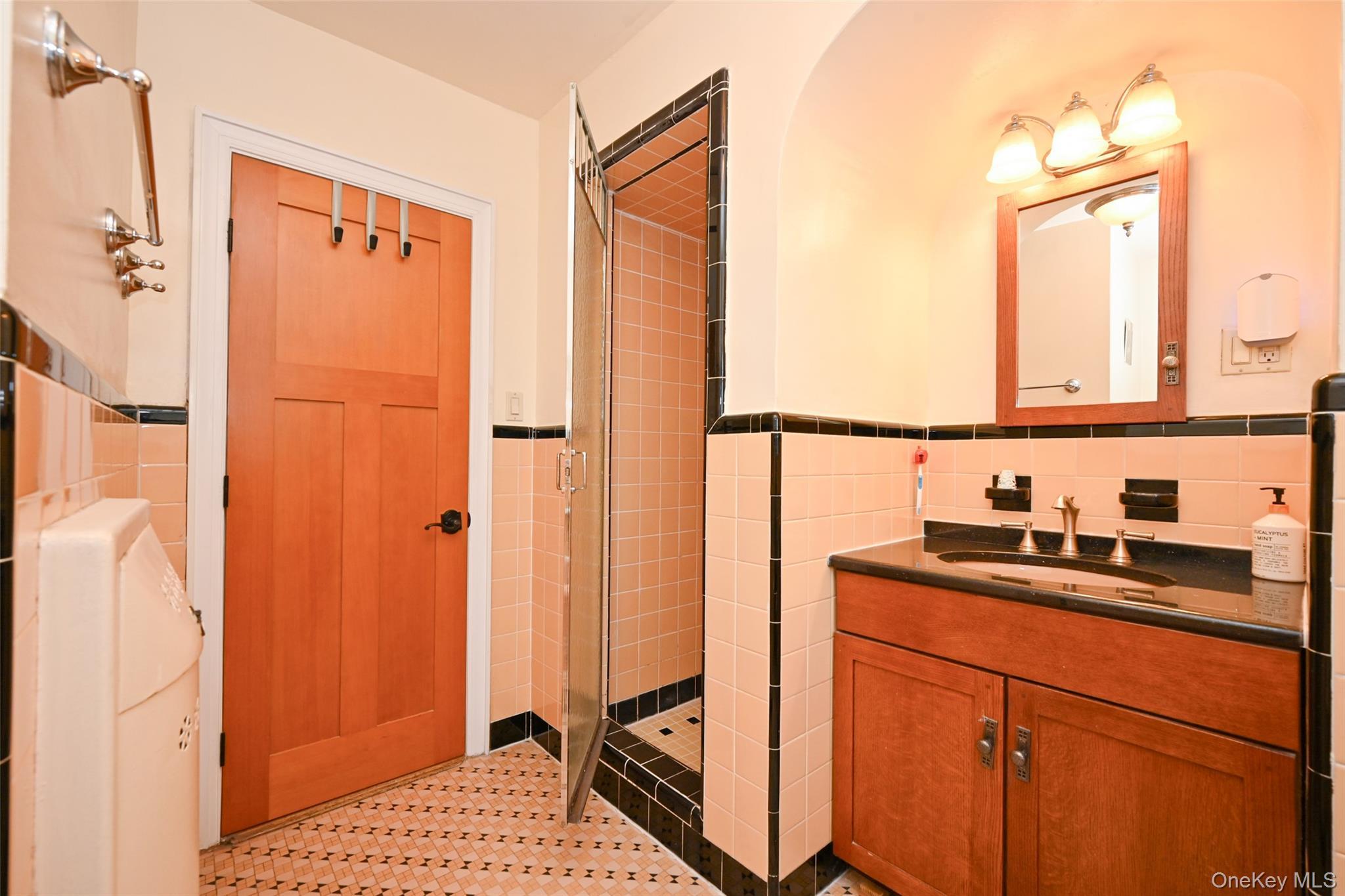 Single Family 171st Street Queens, NY 11358, MLS-1033757-12