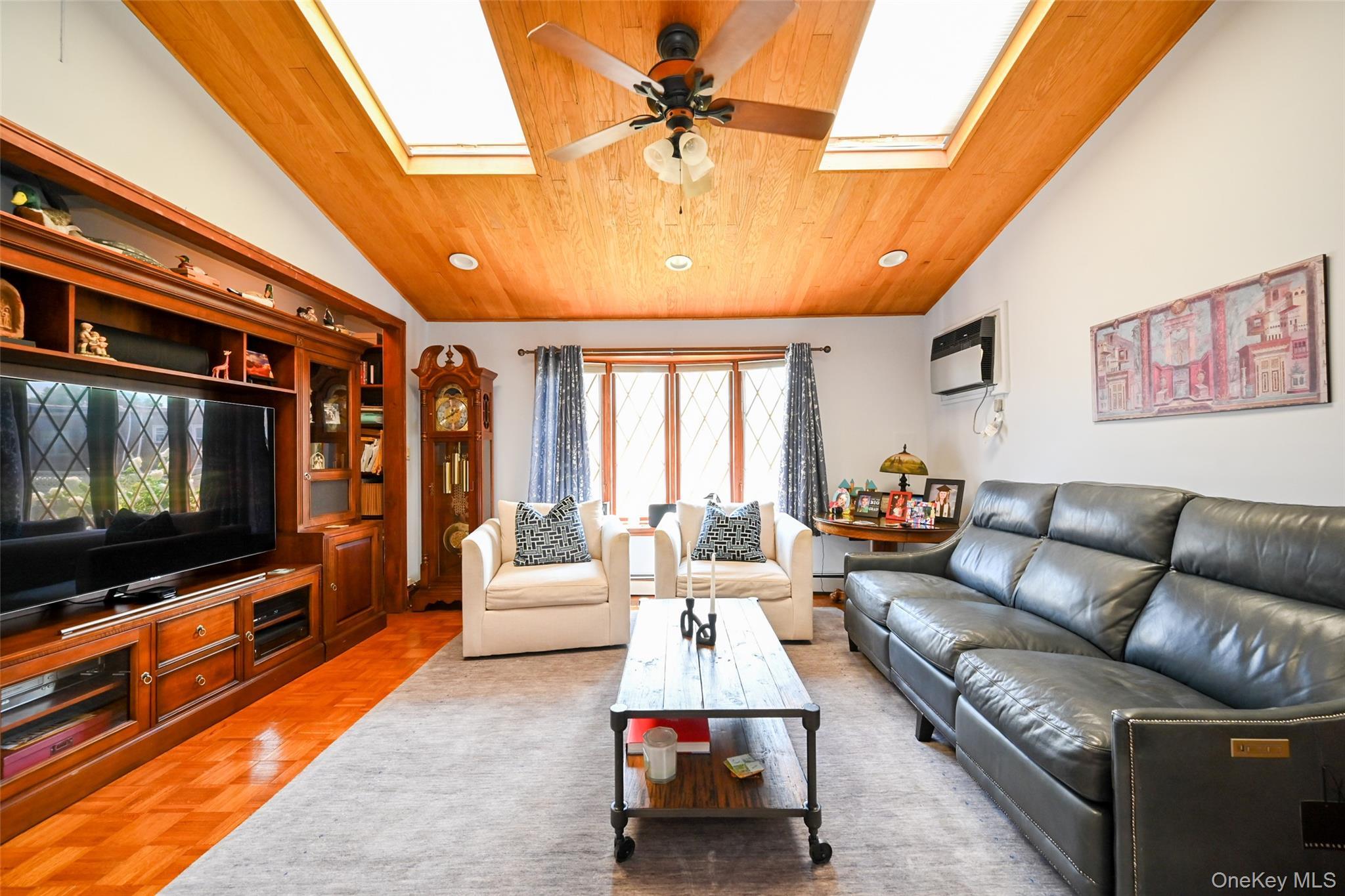 Single Family 171st Street Queens, NY 11358, MLS-1033757-7