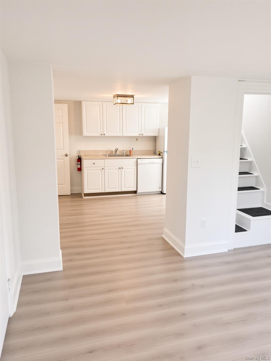Single Family Scudder Avenue Suffolk County, NY 11768, MLS-1033790-3