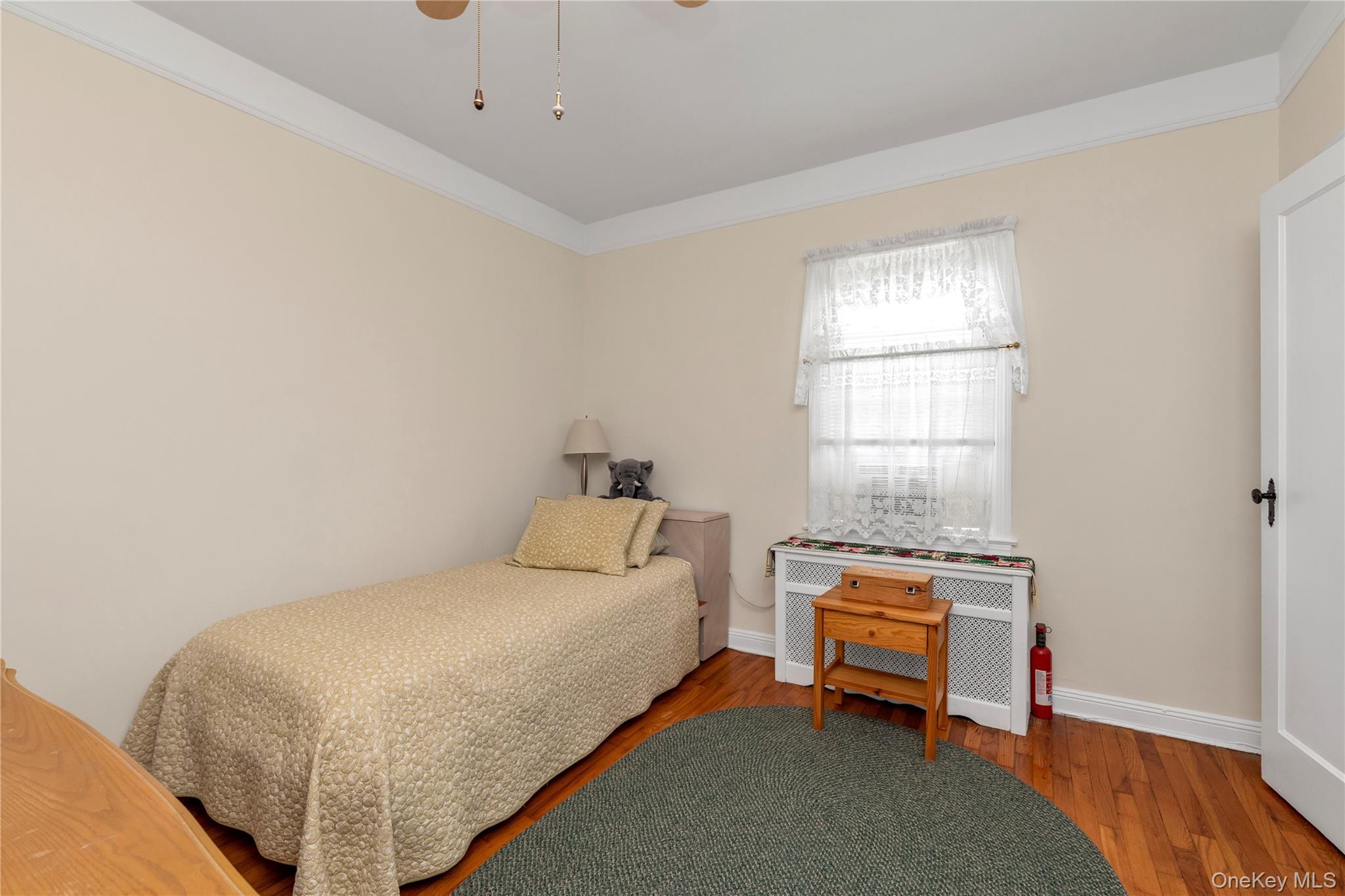 Single Family 48th Avenue Queens, NY 11364, MLS-1033799-16