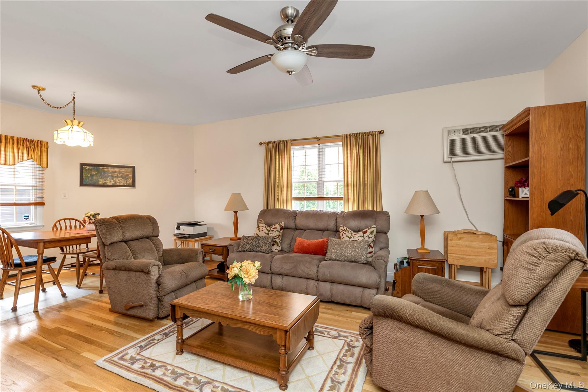Single Family 48th Avenue Queens, NY 11364, MLS-1033799-7
