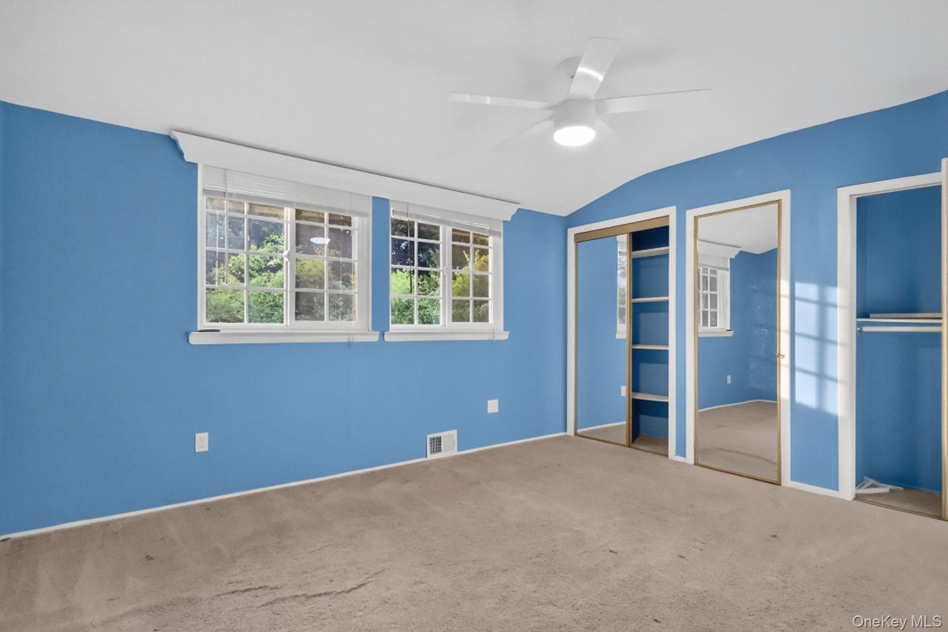 Single Family Branch Lane Suffolk County, NY 11733, MLS-1033815-11