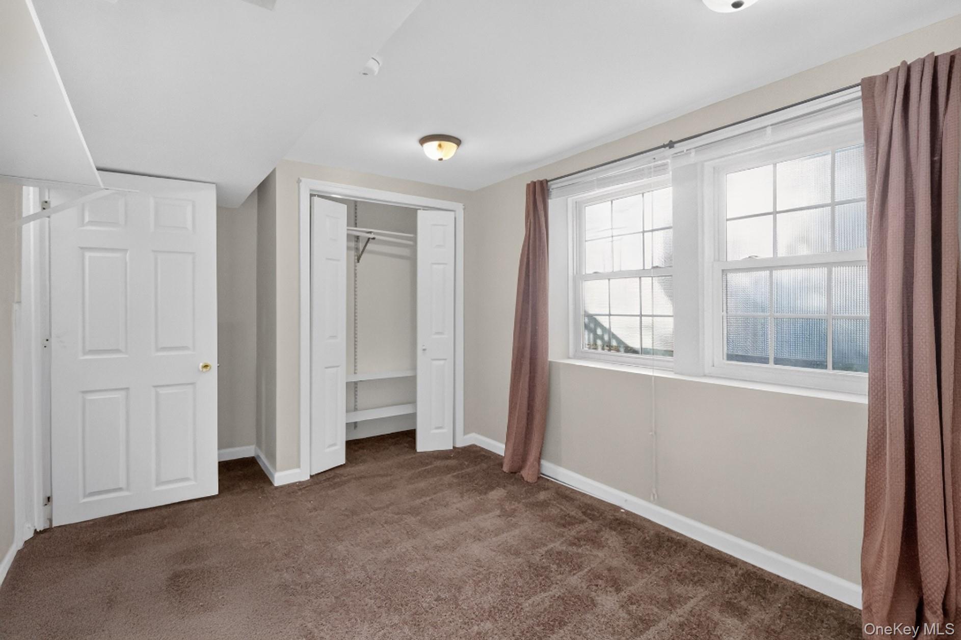 Single Family Branch Lane Suffolk County, NY 11733, MLS-1033815-13