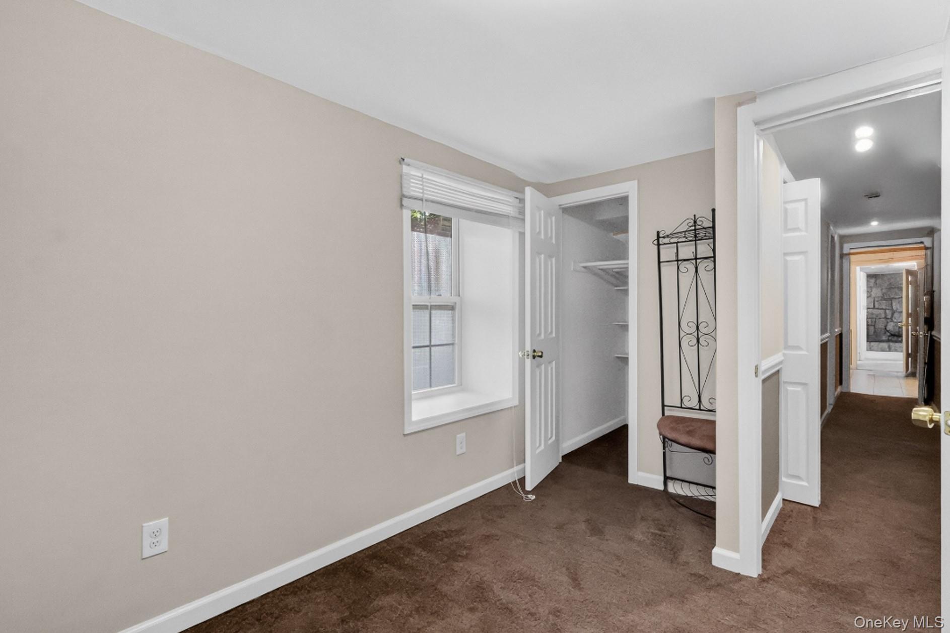 Single Family Branch Lane Suffolk County, NY 11733, MLS-1033815-15