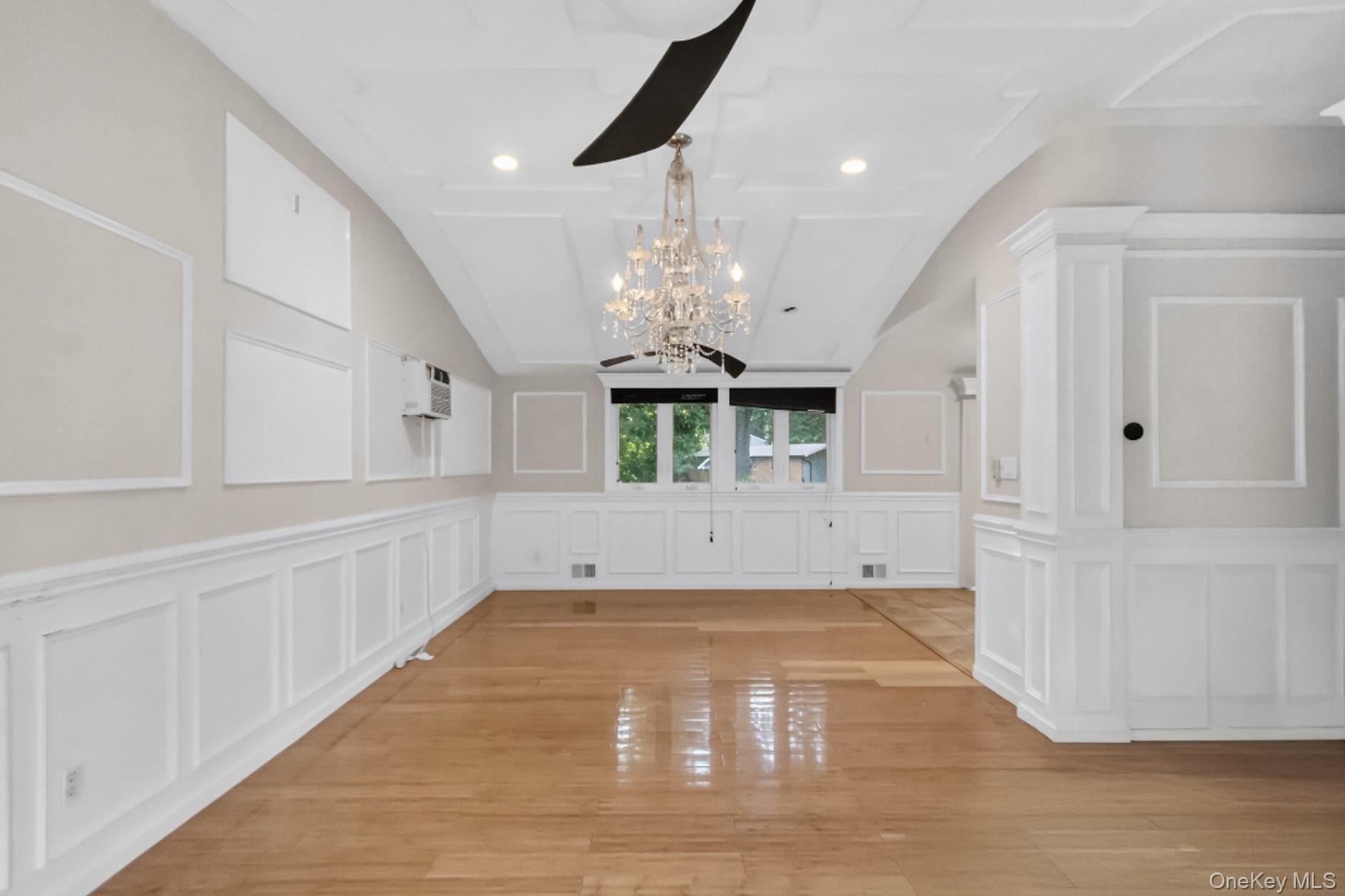 Single Family Branch Lane Suffolk County, NY 11733, MLS-1033815-2