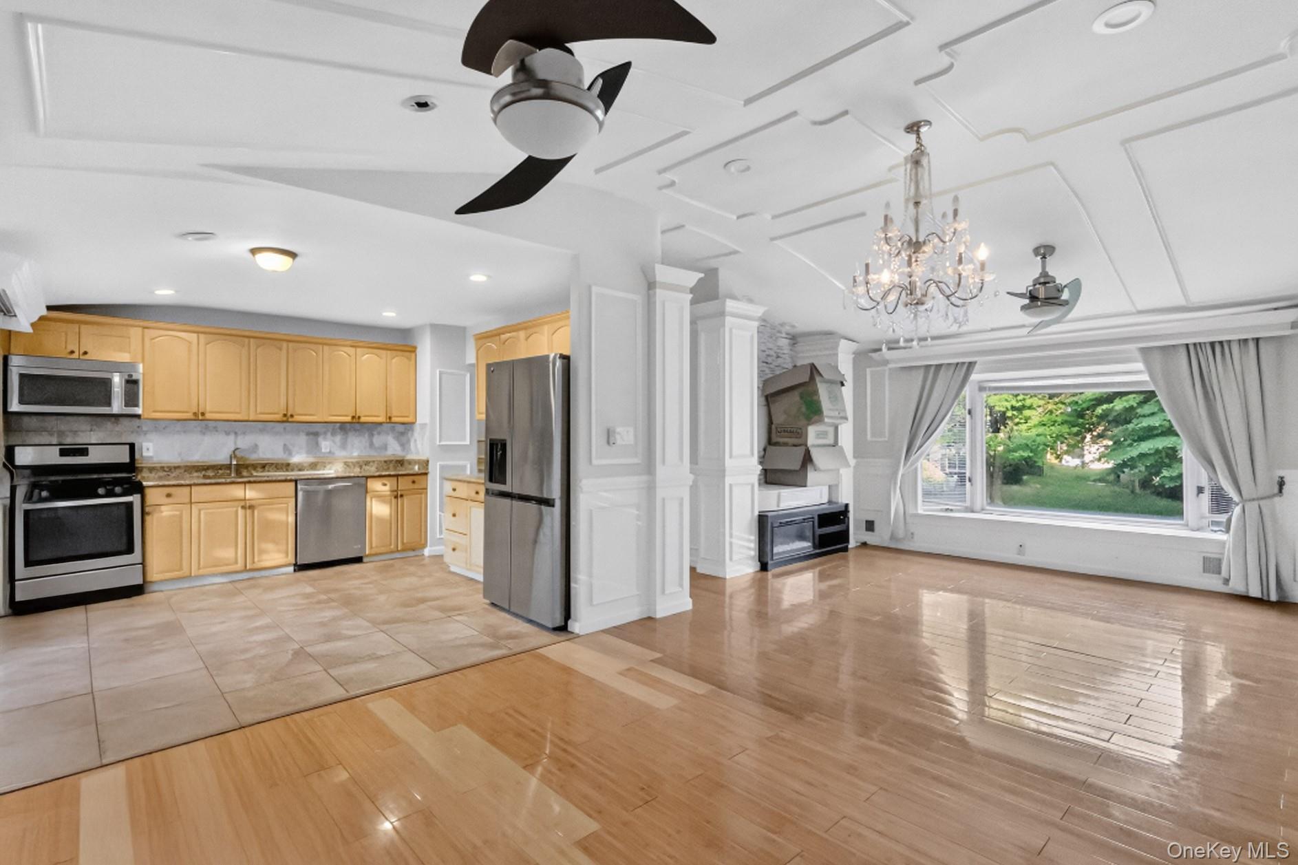 Single Family Branch Lane Suffolk County, NY 11733, MLS-1033815-3