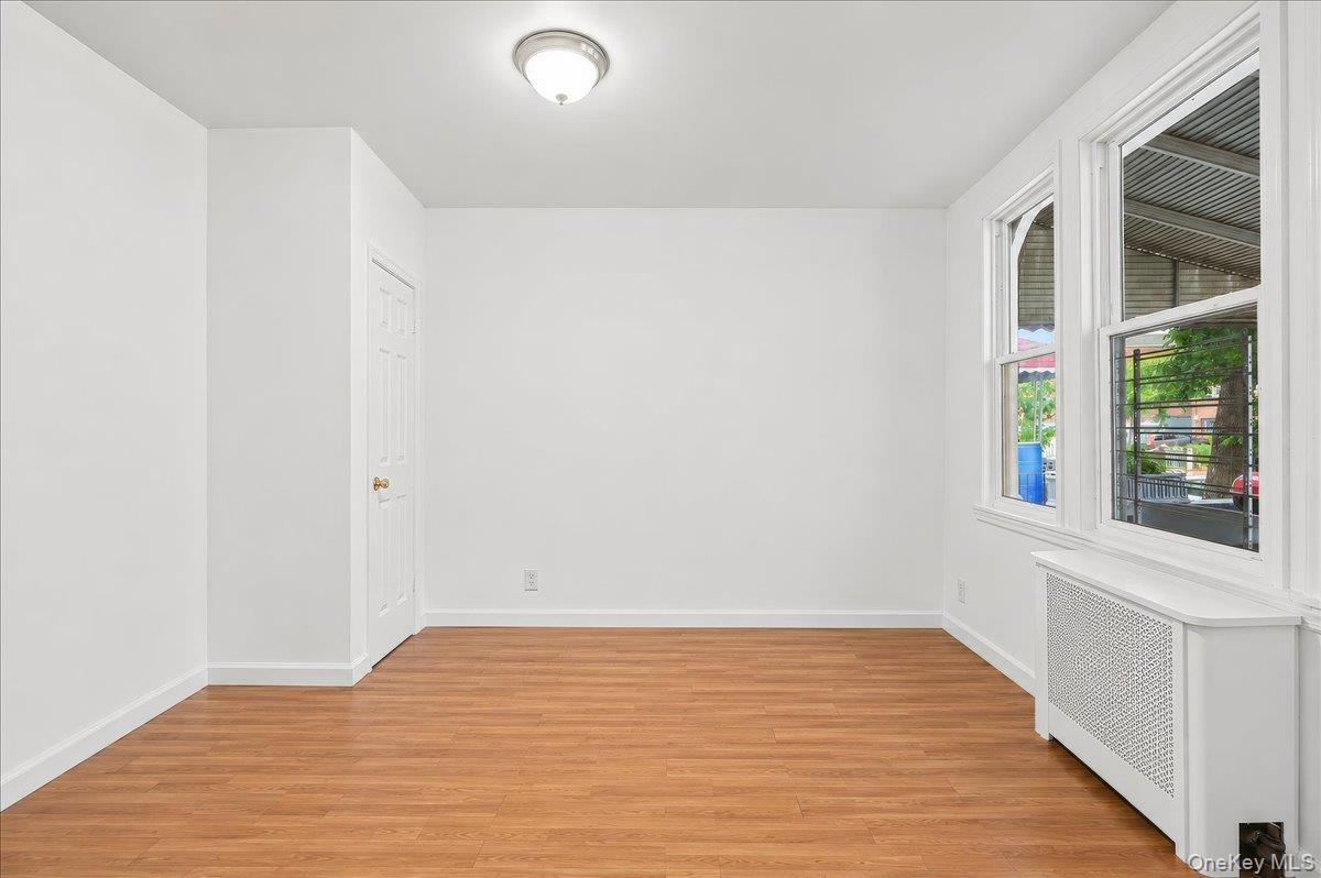 Commercial Sale E 219th Street Bronx, NY 10469, MLS-1033848-9