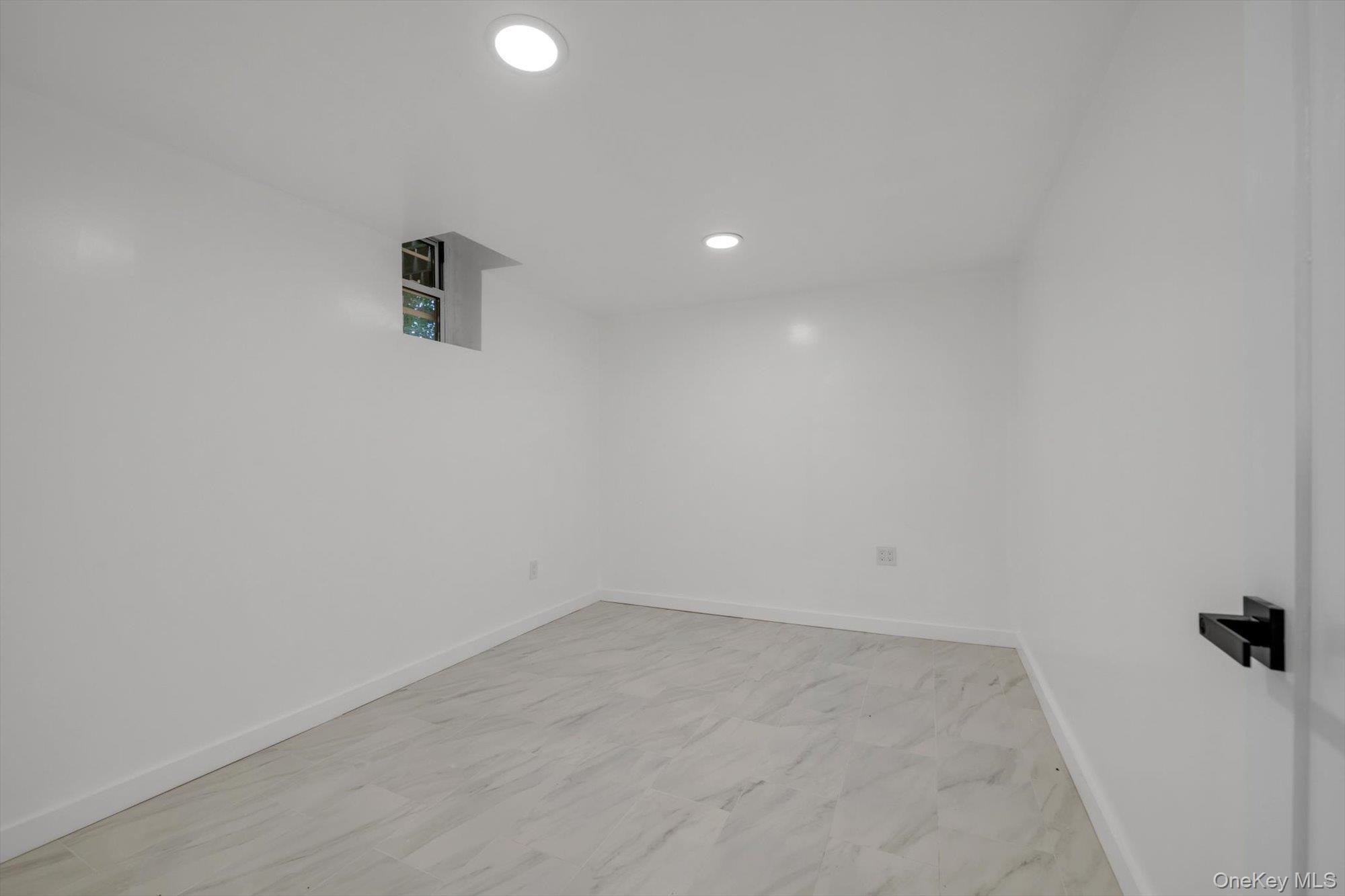 Single Family Stratford Road  Westchester County, NY 10583, MLS-1033850-20