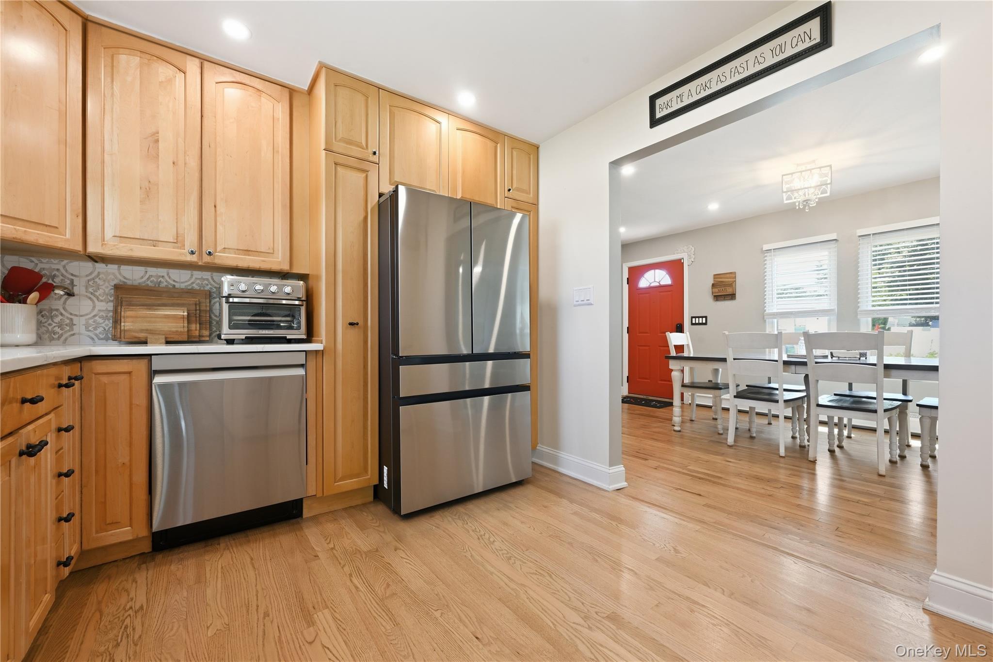 Single Family Manatuck Boulevard  Suffolk County, NY 11706, MLS-1033857-12