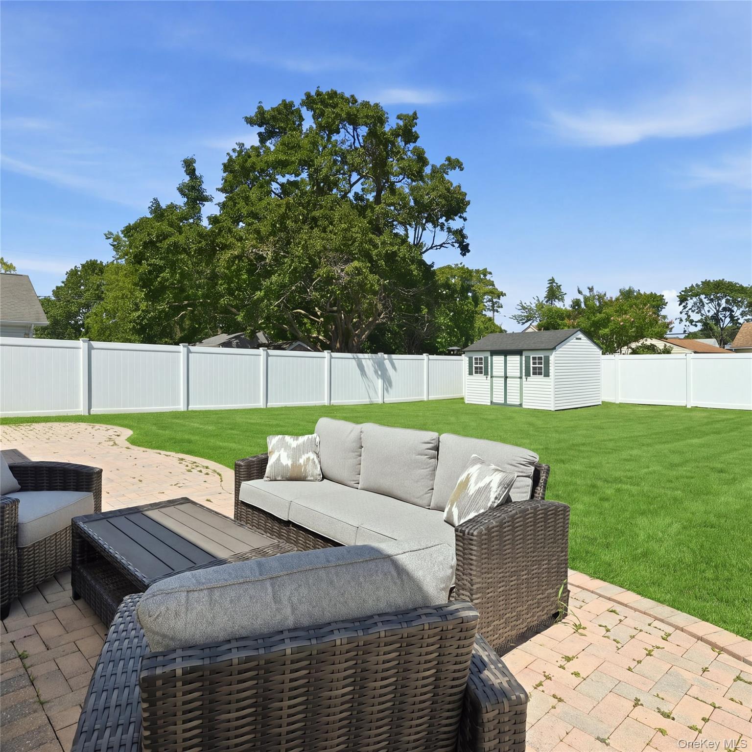 Single Family Manatuck Boulevard  Suffolk County, NY 11706, MLS-1033857-22