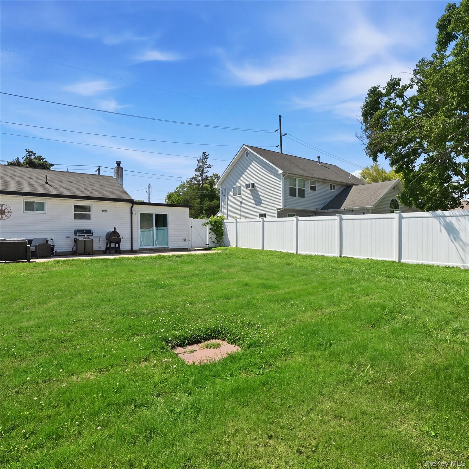 Single Family Manatuck Boulevard  Suffolk County, NY 11706, MLS-1033857-25