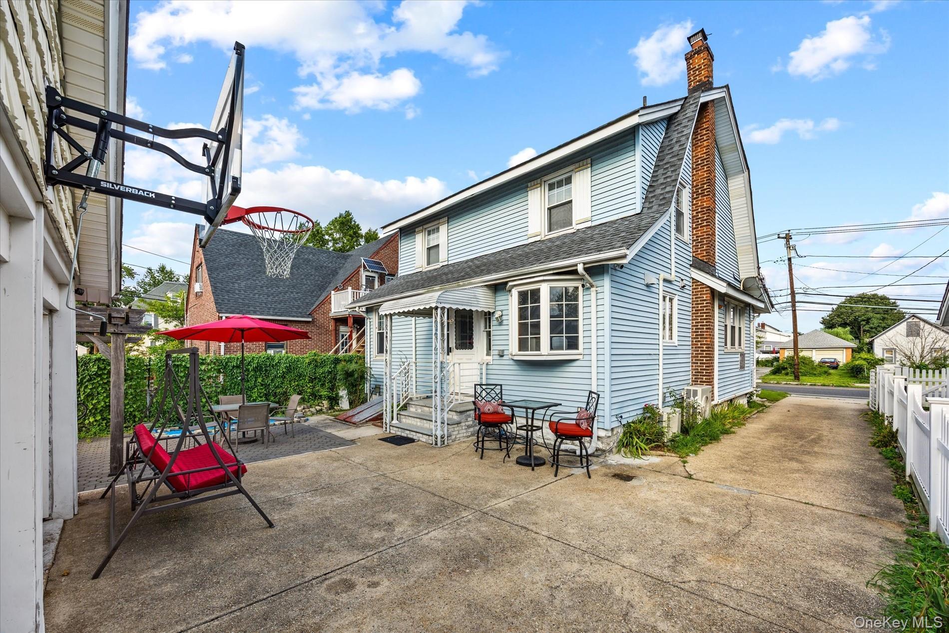 Single Family N Corona Avenue  Nassau County, NY 11580, MLS-1033875-3