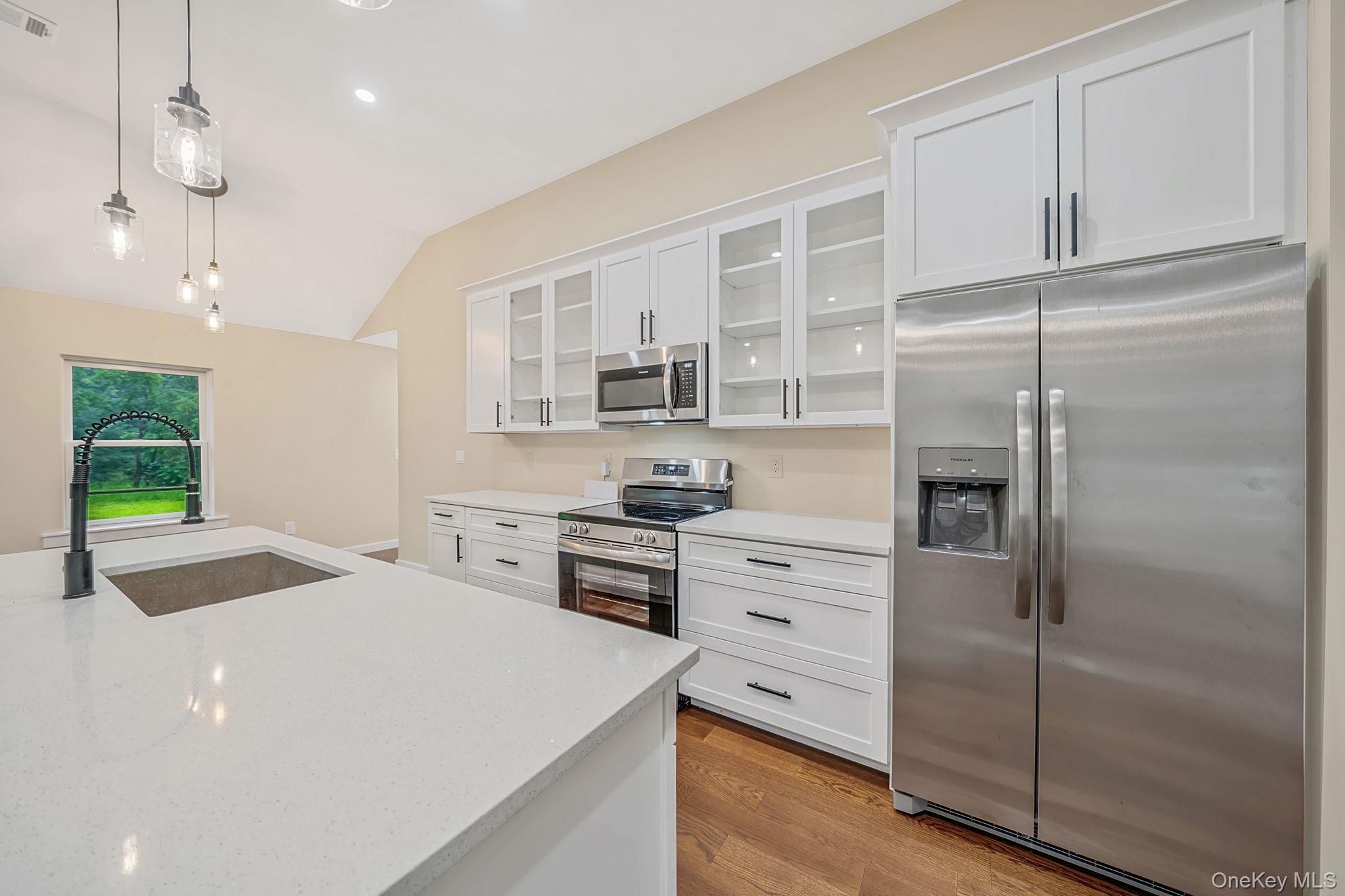 Single Family Vernooy Drive Ulster County, NY 12489, MLS-1033877-13