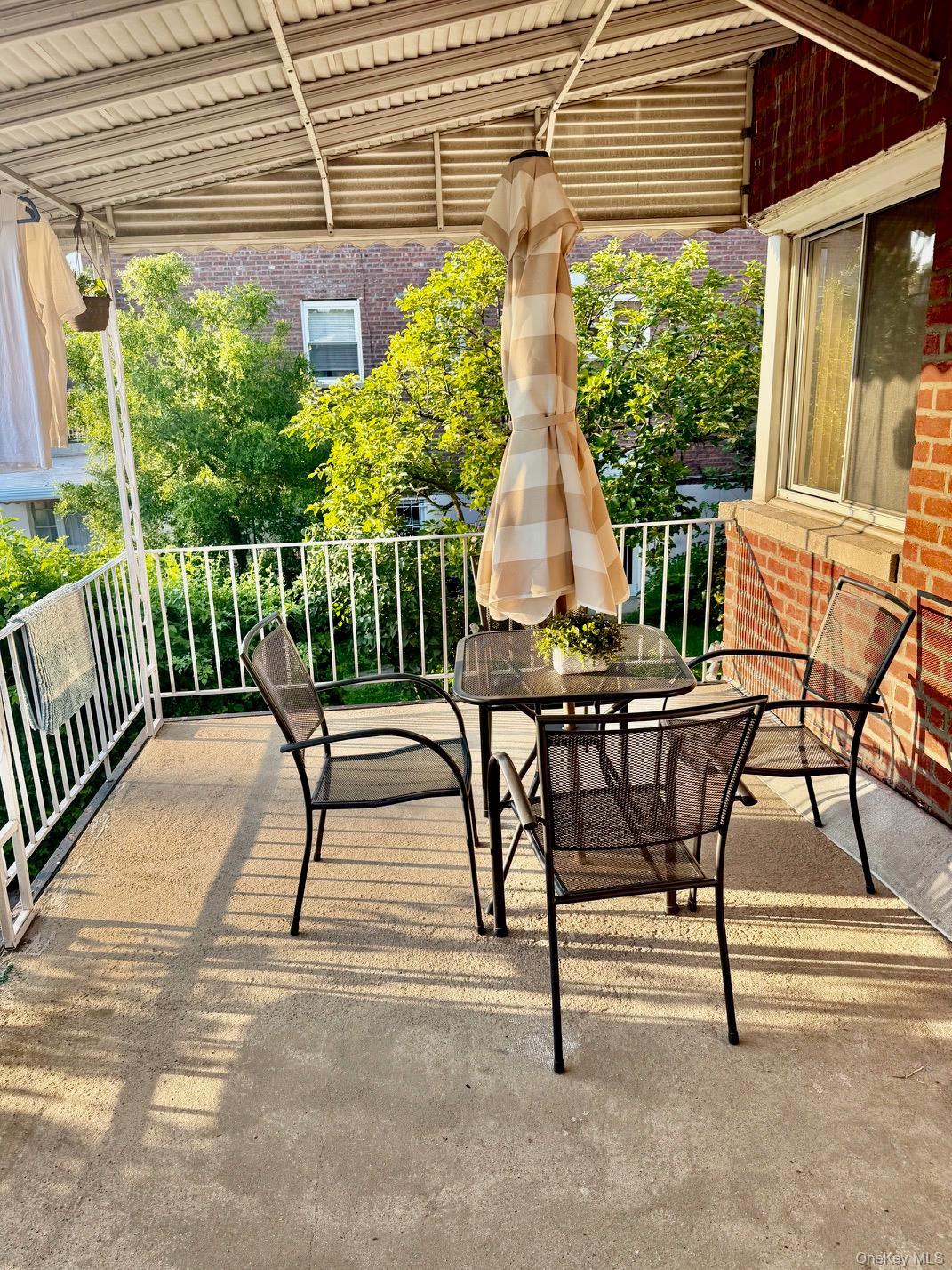 Single Family Seymour Avenue  Bronx, NY 10469, MLS-1033880-8