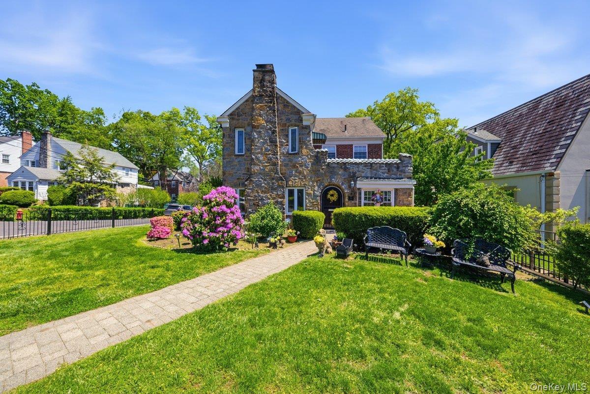 Single Family Cumberland Drive  Westchester County, NY 10704, MLS-1033881-44