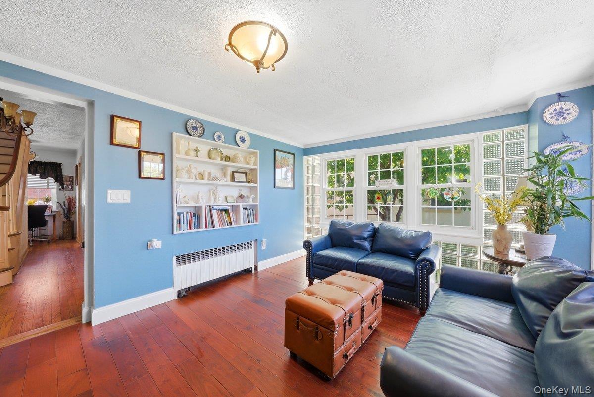 Single Family Cumberland Drive  Westchester County, NY 10704, MLS-1033881-7