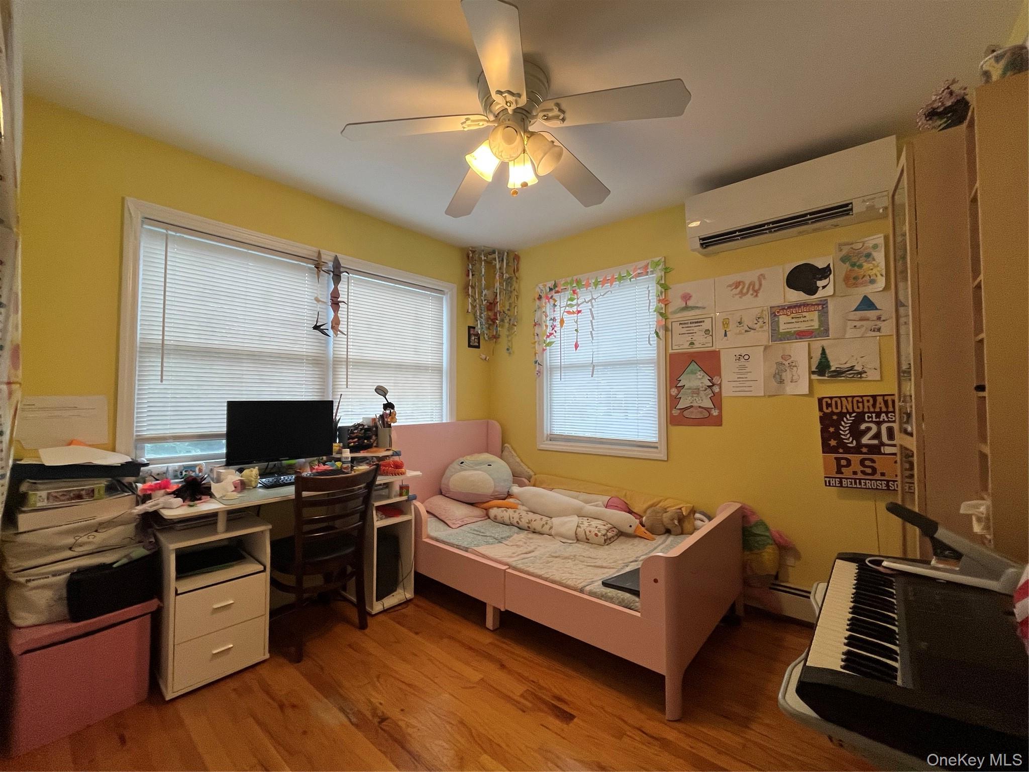 Single Family 251st Street Queens, NY 11426, MLS-1033887-14