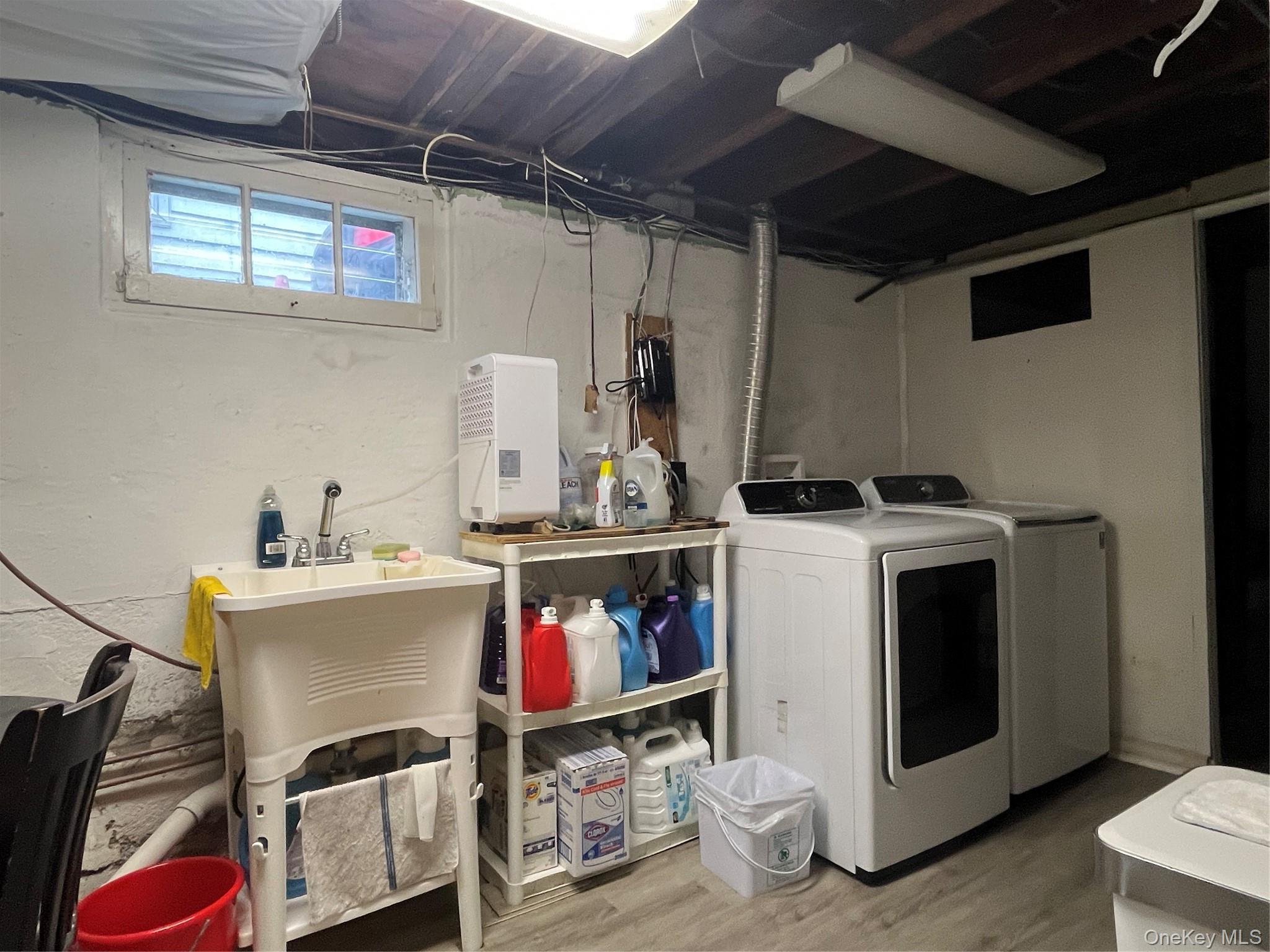 Single Family 251st Street Queens, NY 11426, MLS-1033887-8