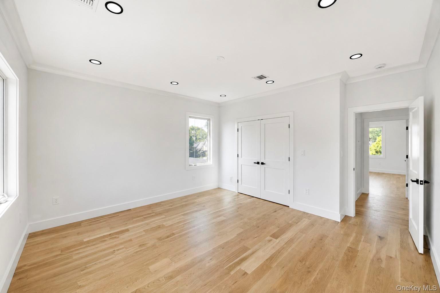 Single Family W Cabot Lane  Nassau County, NY 11590, MLS-1033932-22