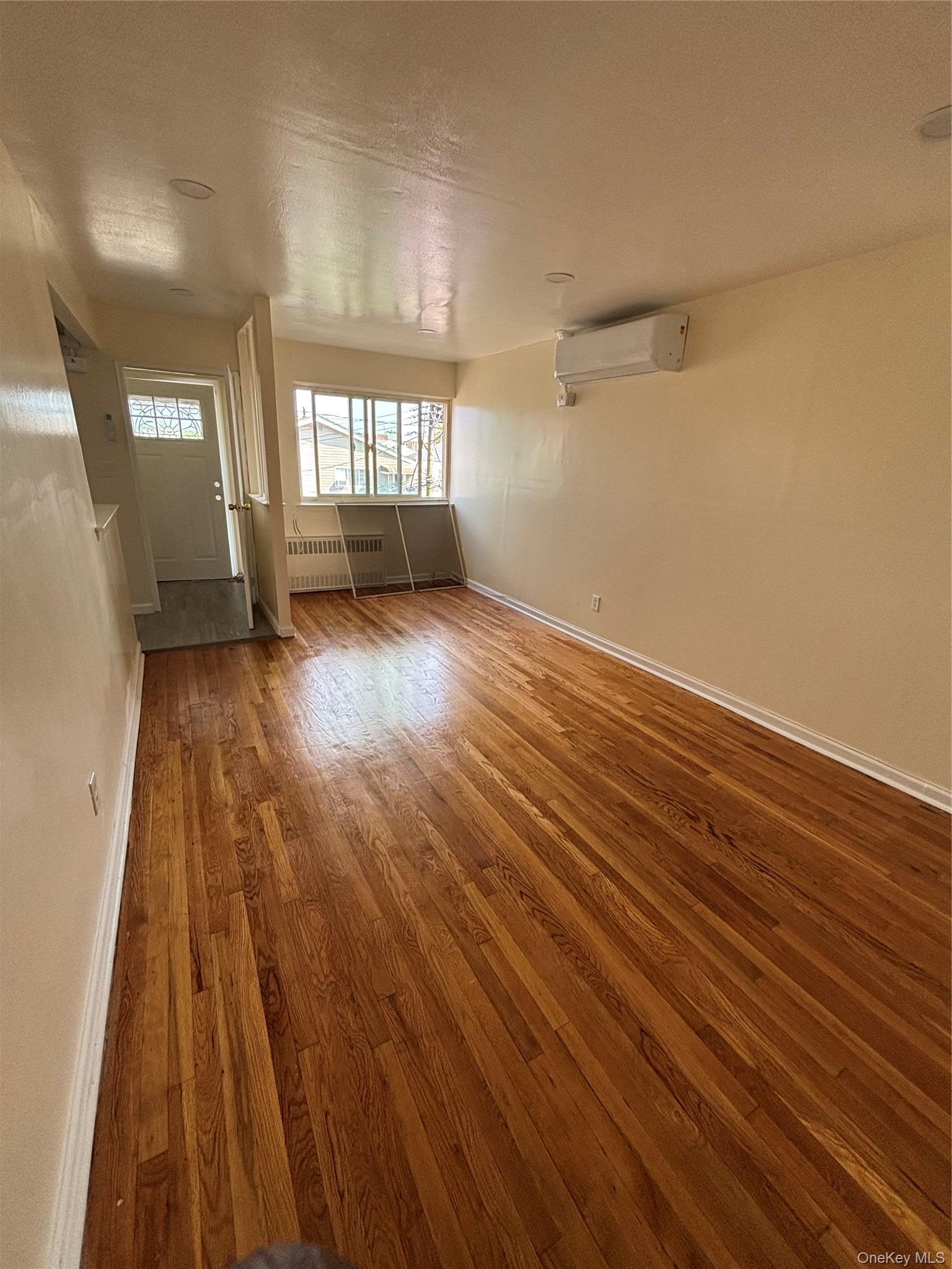 Apartment Flatlands 1st Street Brooklyn, NY 11236, MLS-1033935-2