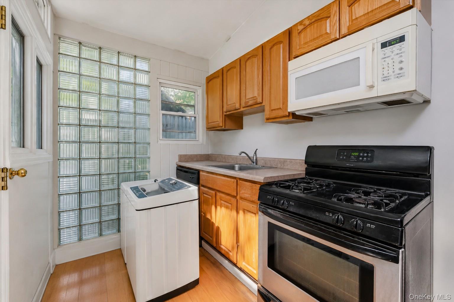 Single Family Brook Avenue  Dutchess County, NY 12533, MLS-1033955-32