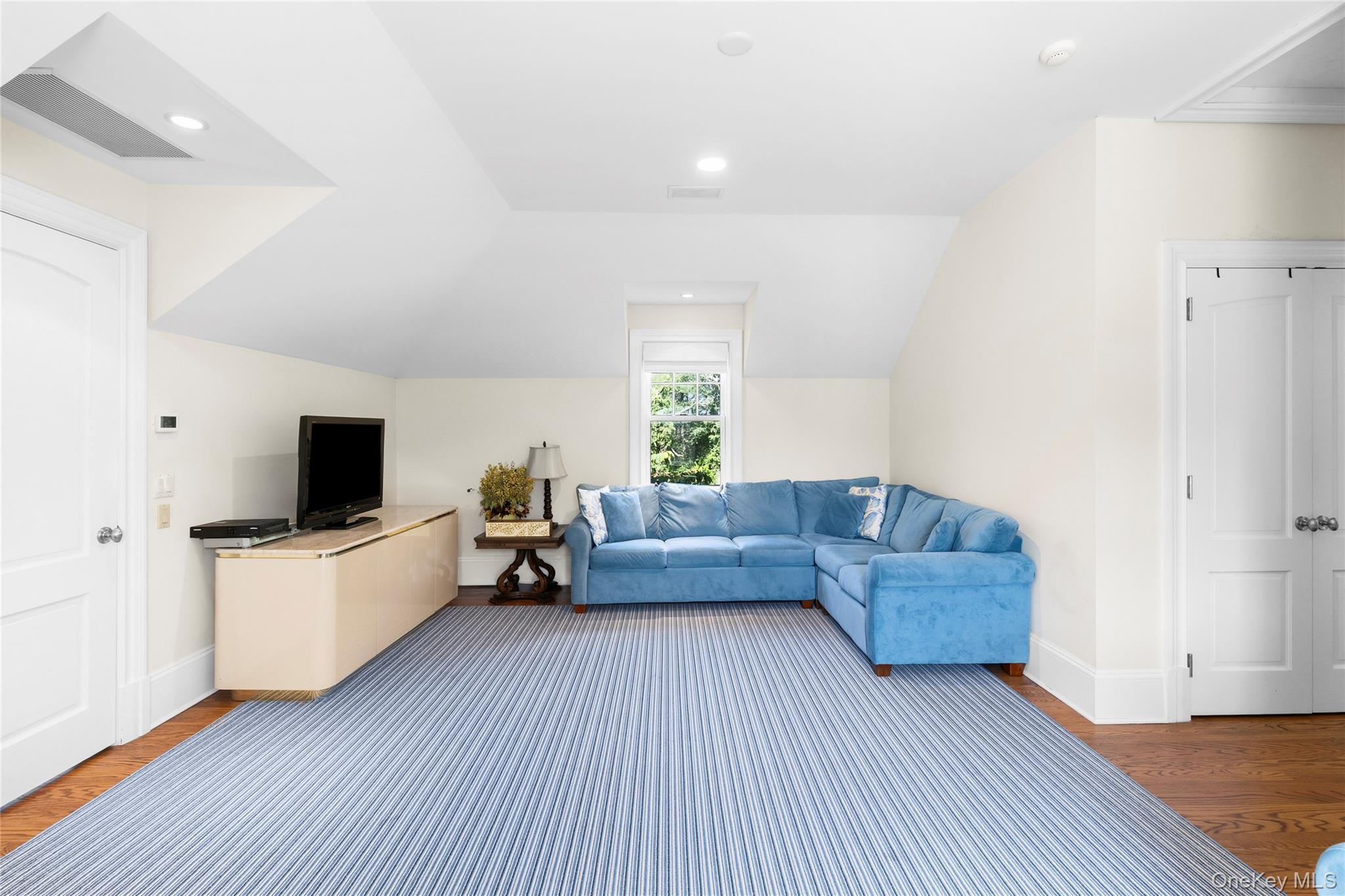 Single Family Jagger Lane  Suffolk County, NY 11977, MLS-1033957-15
