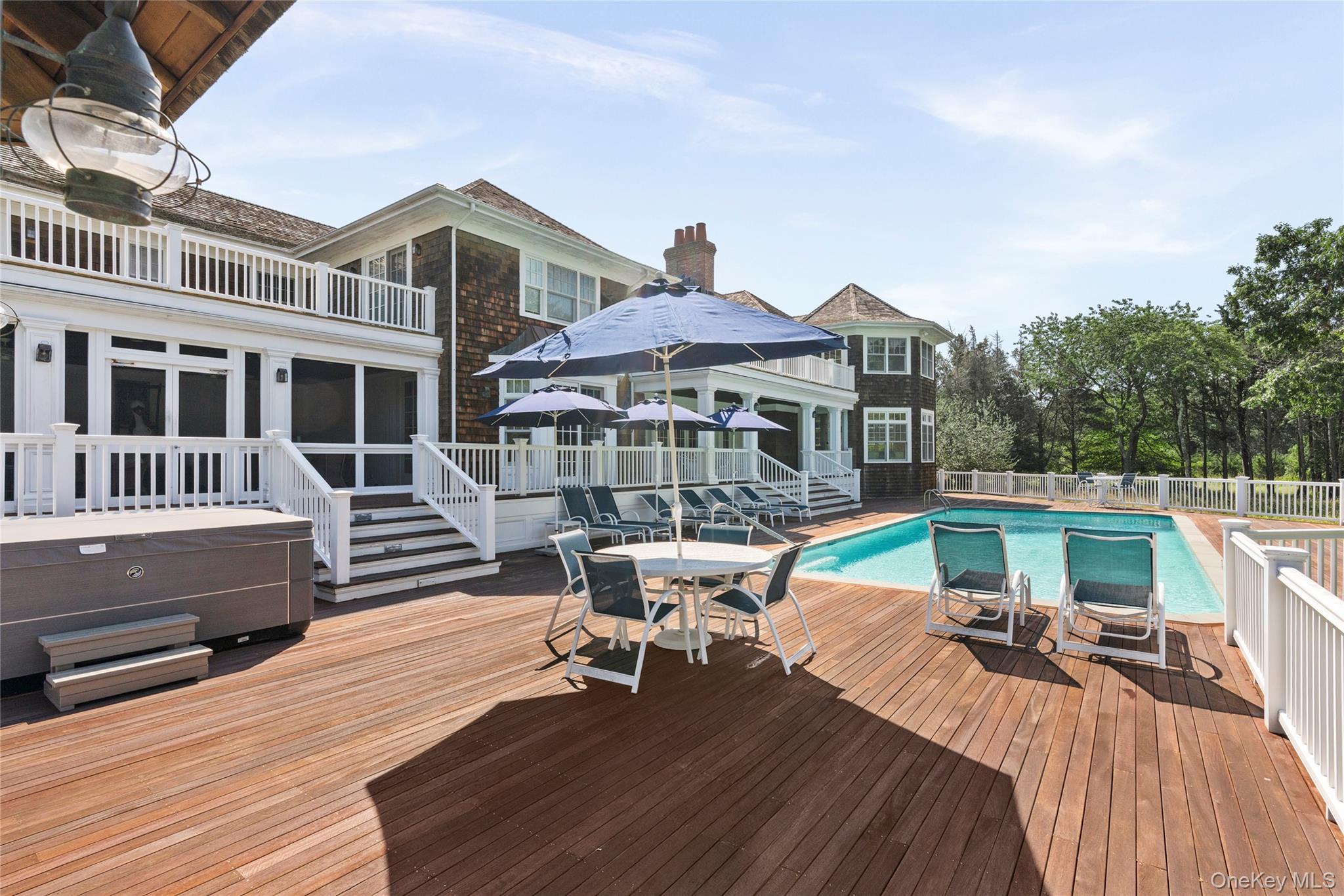 Single Family Jagger Lane  Suffolk County, NY 11977, MLS-1033957-28