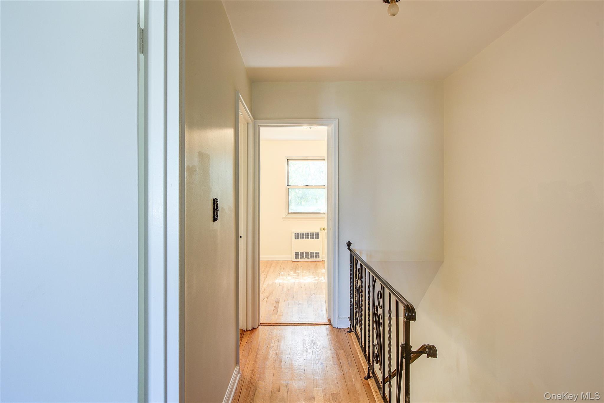 Single Family 207th Street Queens, NY 11364, MLS-1033964-18