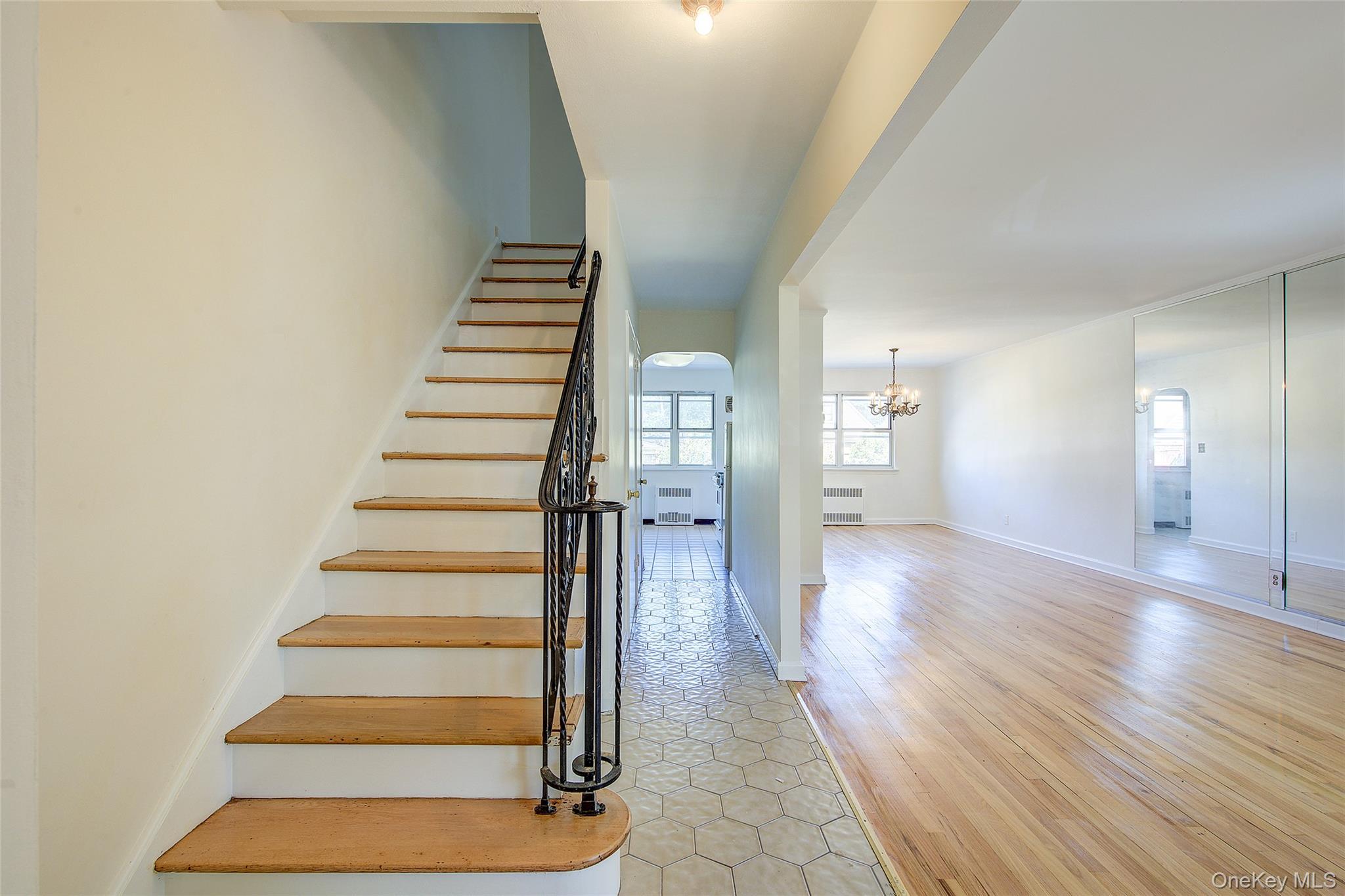 Single Family 207th Street Queens, NY 11364, MLS-1033964-3