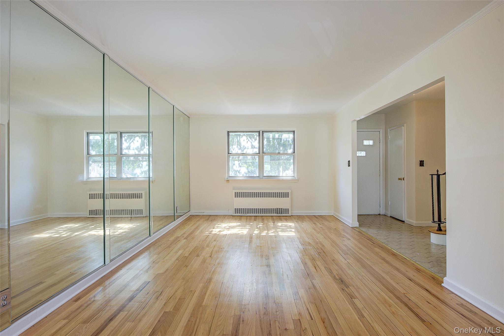 Single Family 207th Street Queens, NY 11364, MLS-1033964-8