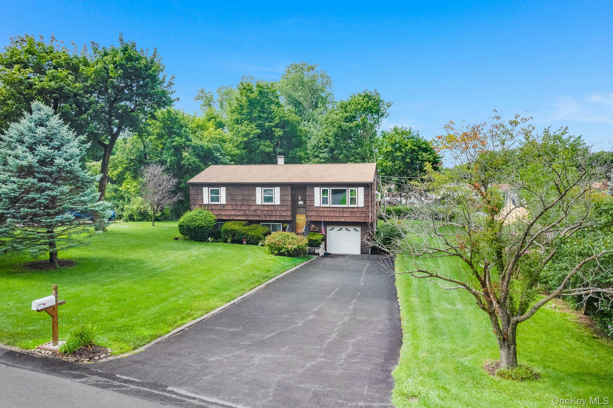 Single Family Bowdoin Lane Dutchess County, NY 12590, MLS-1033993-3