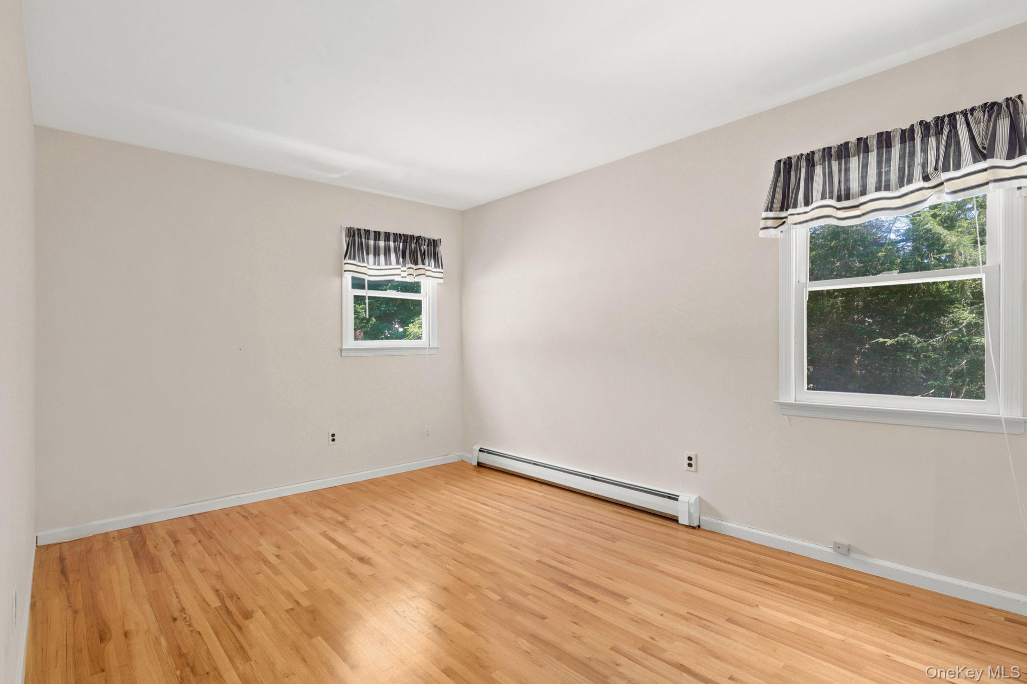 Single Family Hampton Place Westchester County, NY 10536, MLS-1033996-10