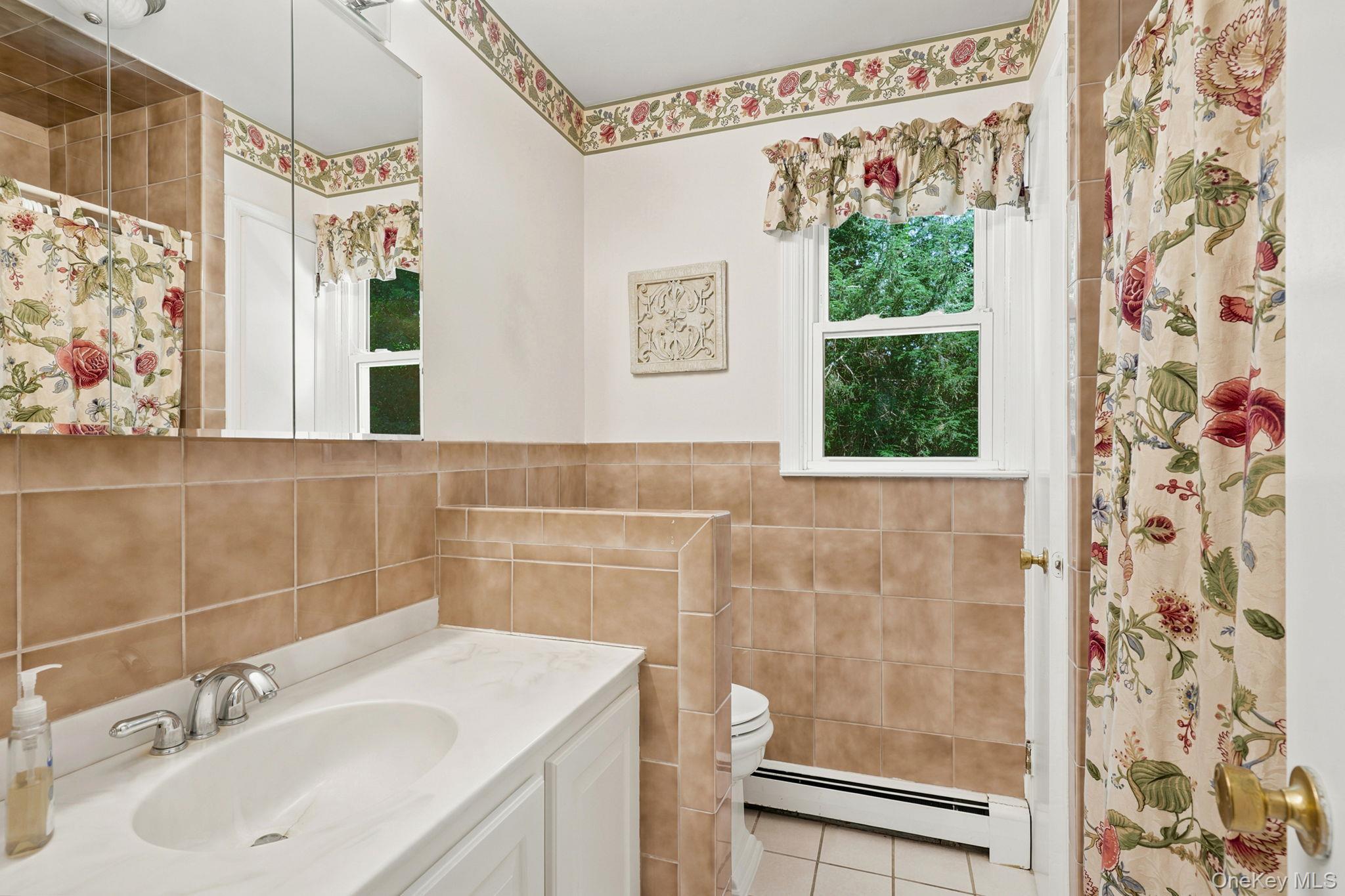 Single Family Hampton Place Westchester County, NY 10536, MLS-1033996-14
