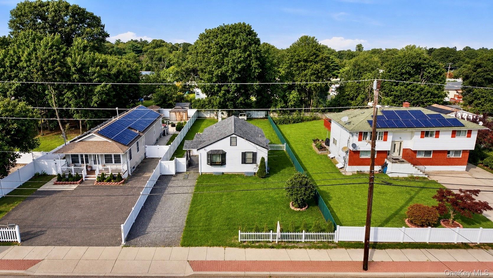 Single Family Crooked Hill Road  Suffolk County, NY 11717, MLS-1034007-3
